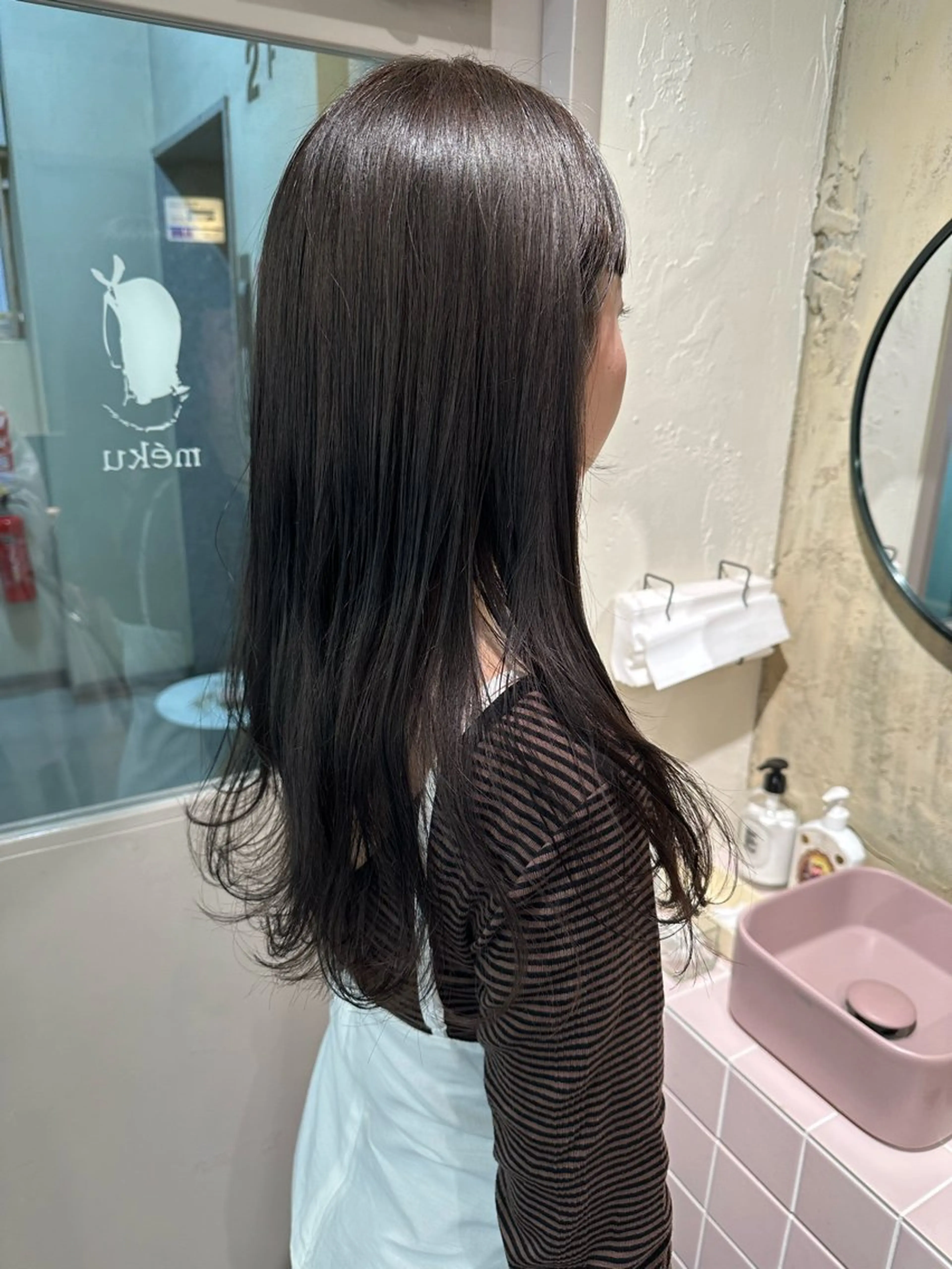 ロング カラー 透明感カラー カット ヘアカラー トリートメント yupi🐈‍⬛ ベージュ/レイヤーのヘアスタイル