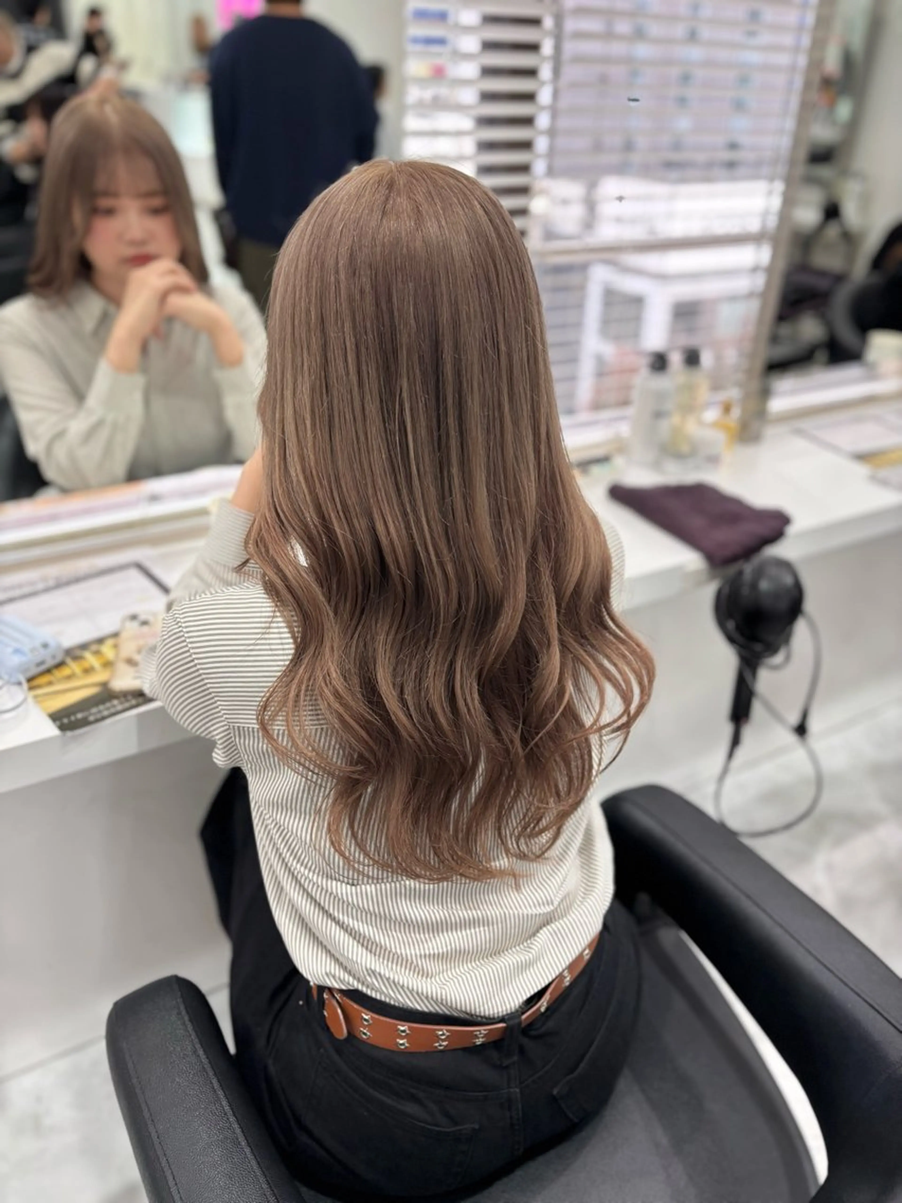 ロング カラー ヘアカラー トリートメント 透明感💕今っぽ似合 わせ𝐍𝐨. 𝟏のヘアスタイル