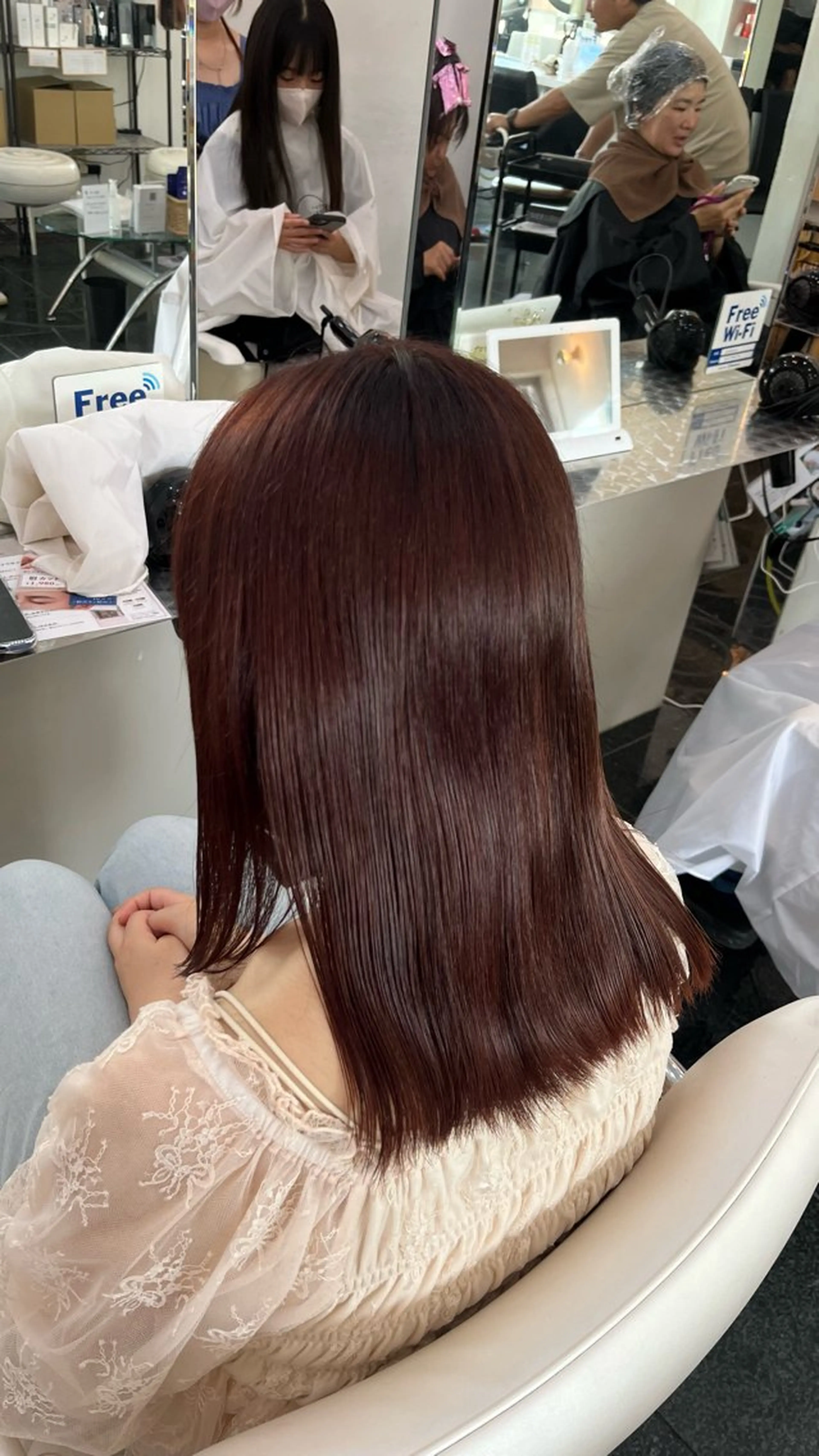 ミディアム カラー ブリーチカラー特化 🐾小林舞衣🍯のヘアスタイル