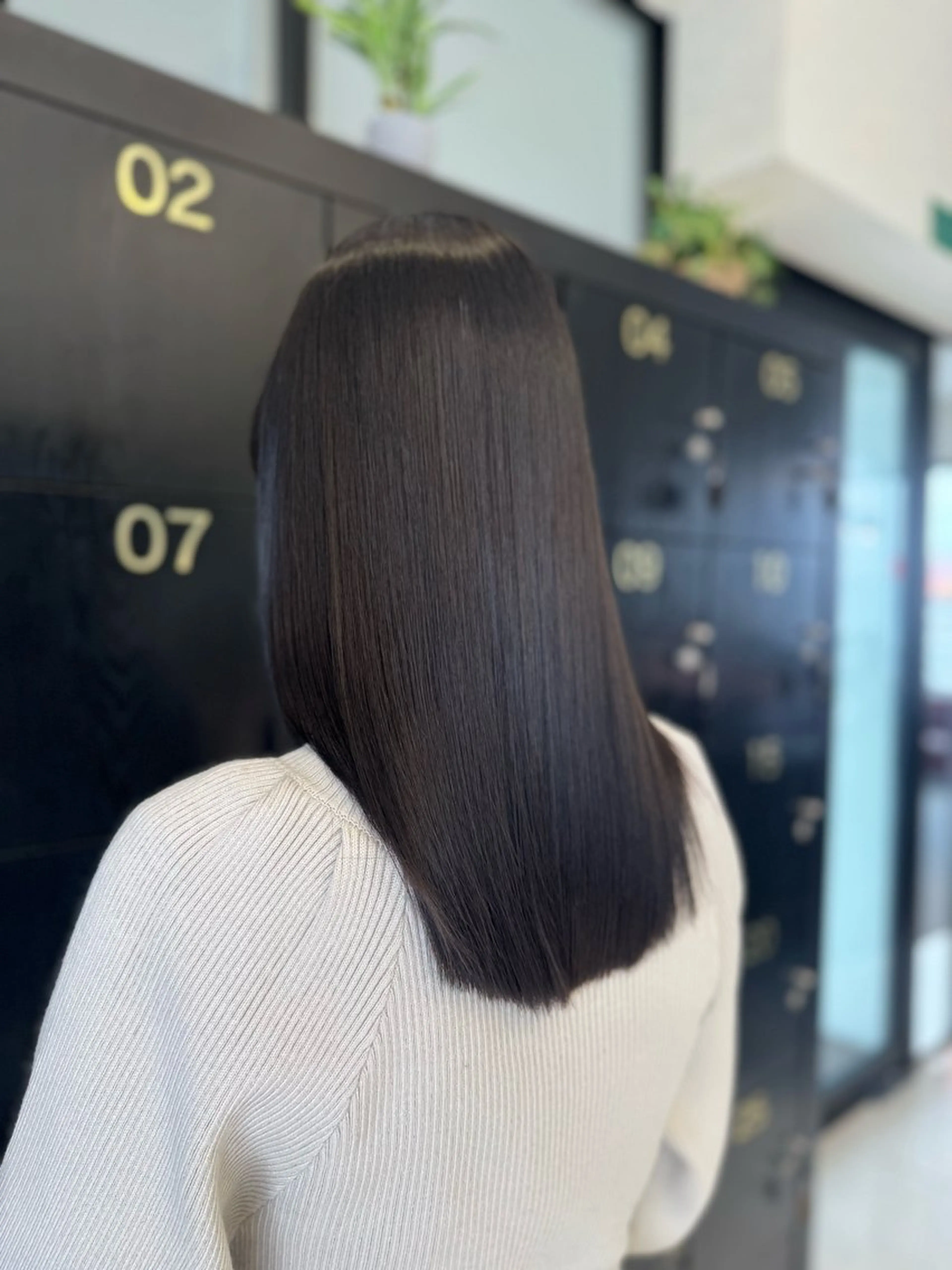 セミロング カラー 伊藤 柚奈のヘアスタイル