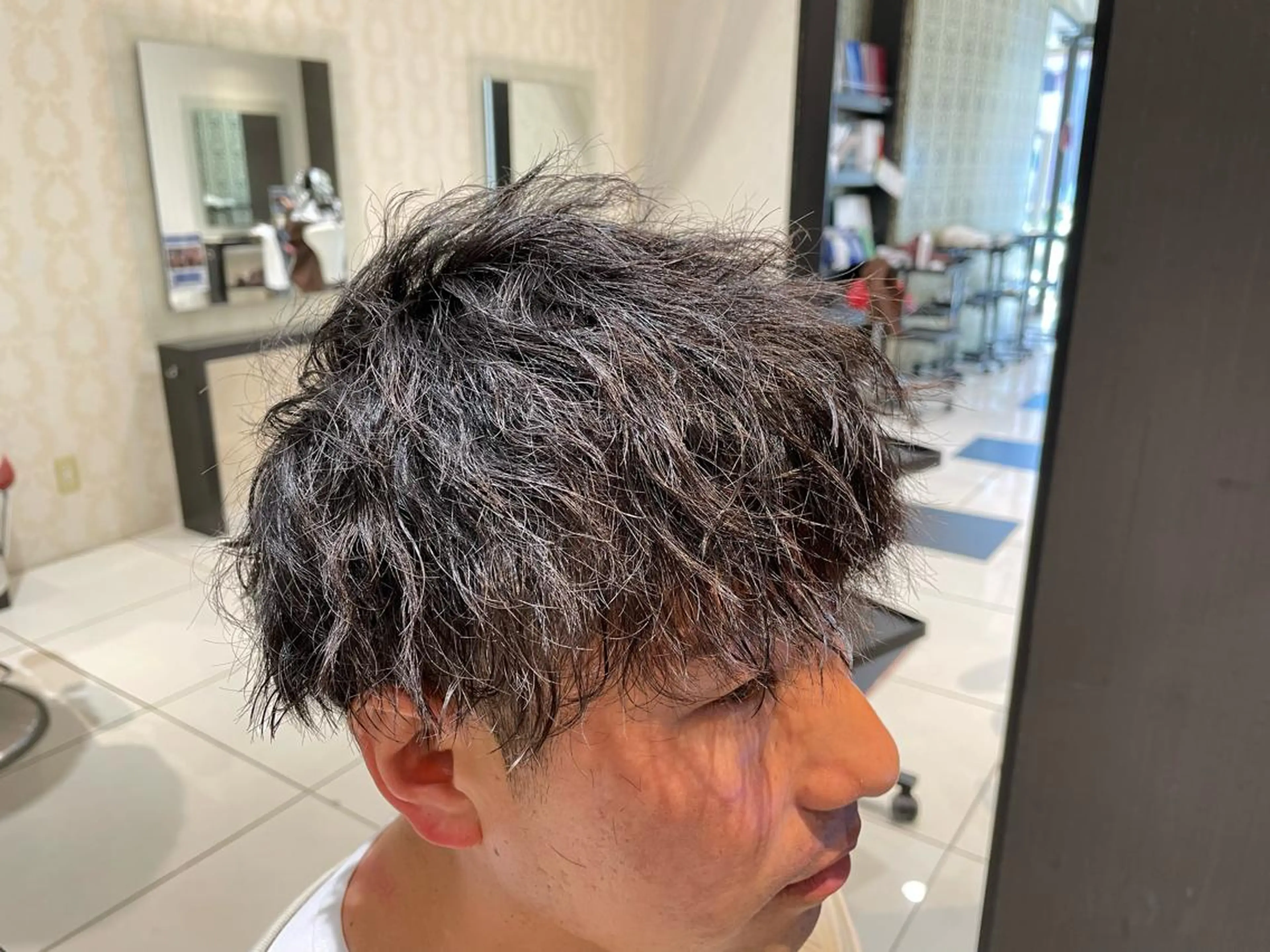 パーマ メンズ カット パーマ トリートメント 渡辺 広輝のヘアスタイル