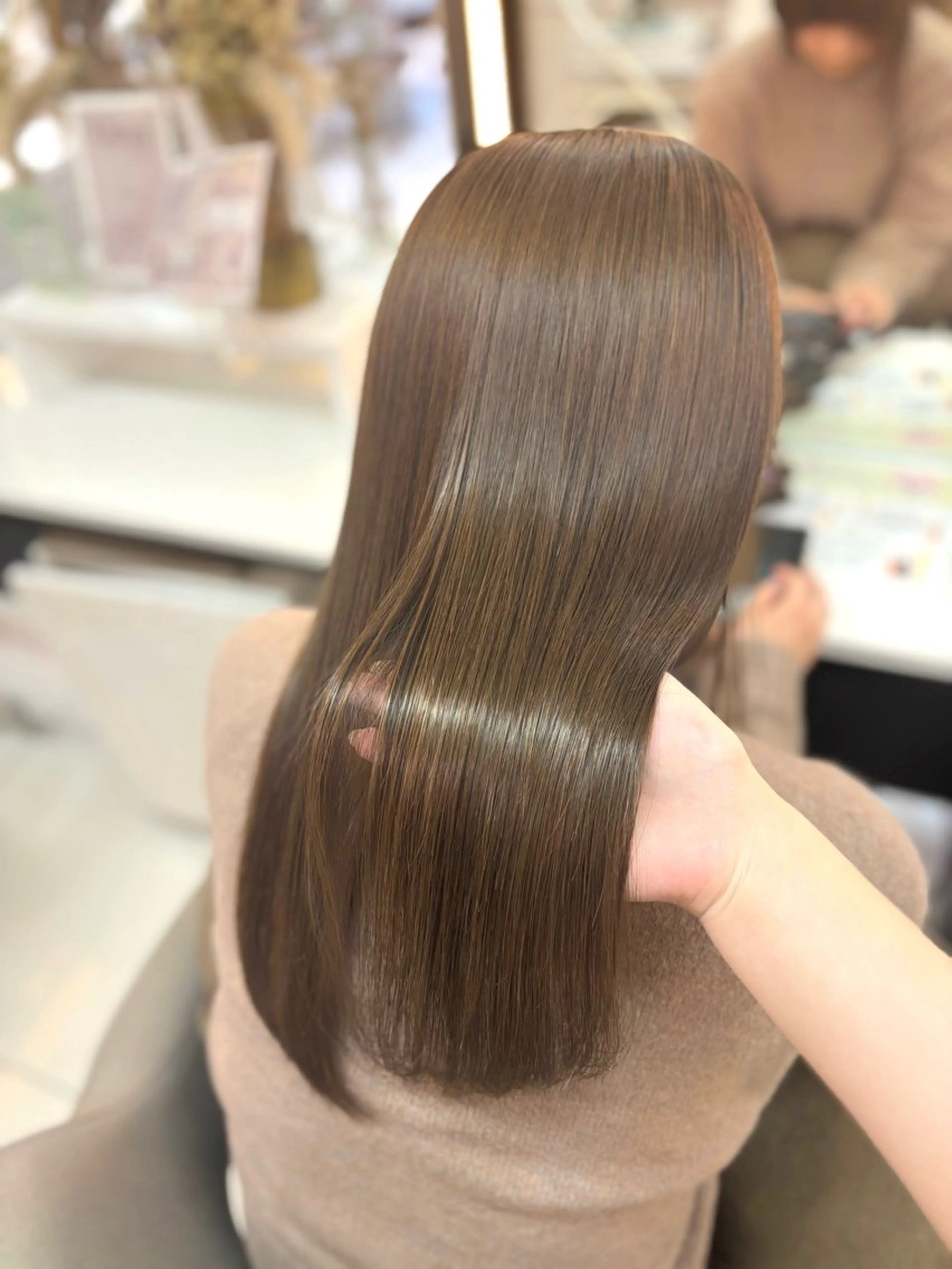 ロング カラー ベージュカラー モカベージュ カット ヘアカラー レイヤーカット/ボブ /nene🍥⋆*のヘアスタイル