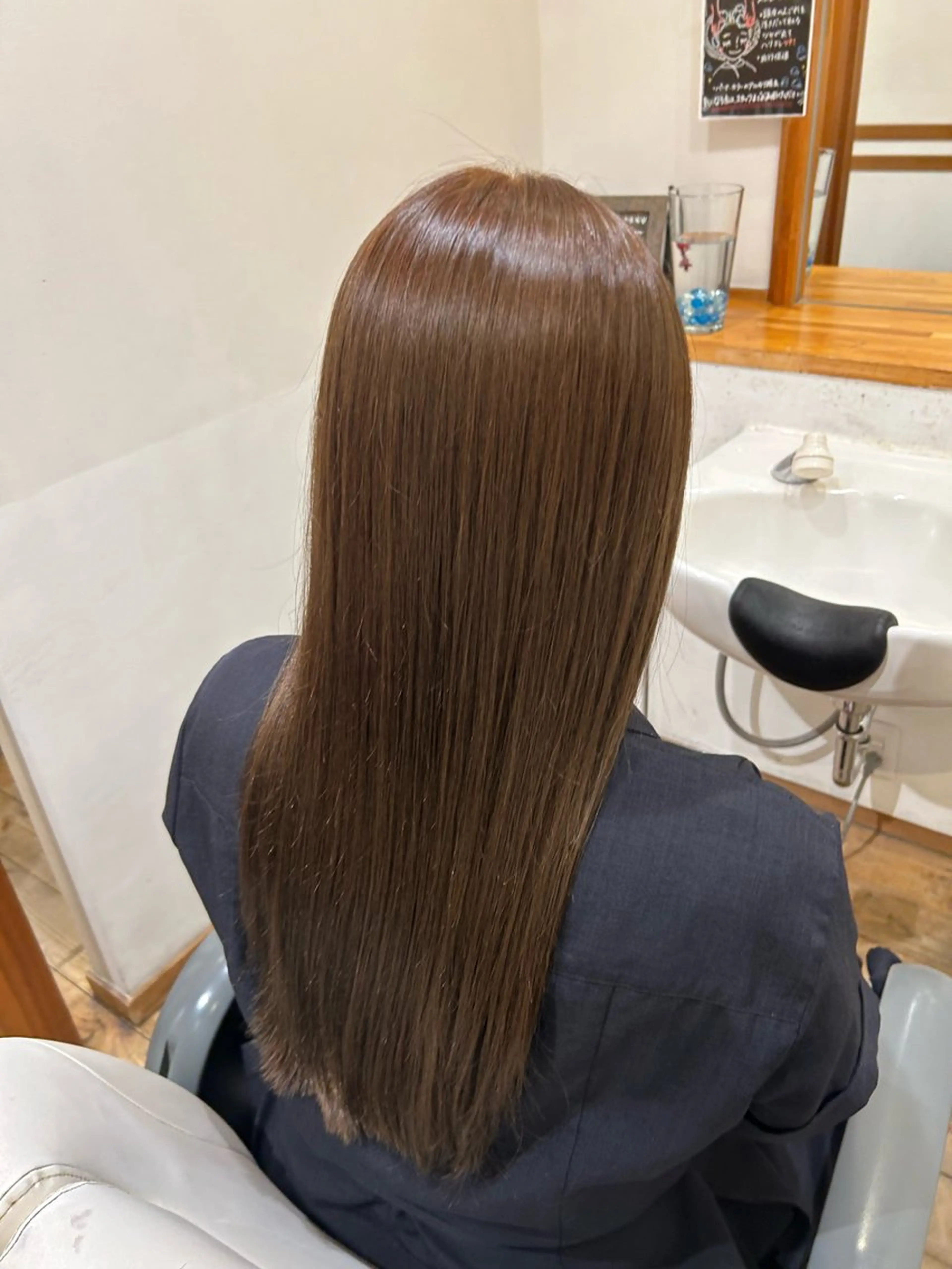 ロング カラー ベージュカラー ブリーチ ブラウンカラー ブリーチなしカラー ROSSO 川口店 木村 舞衣のヘアスタイル