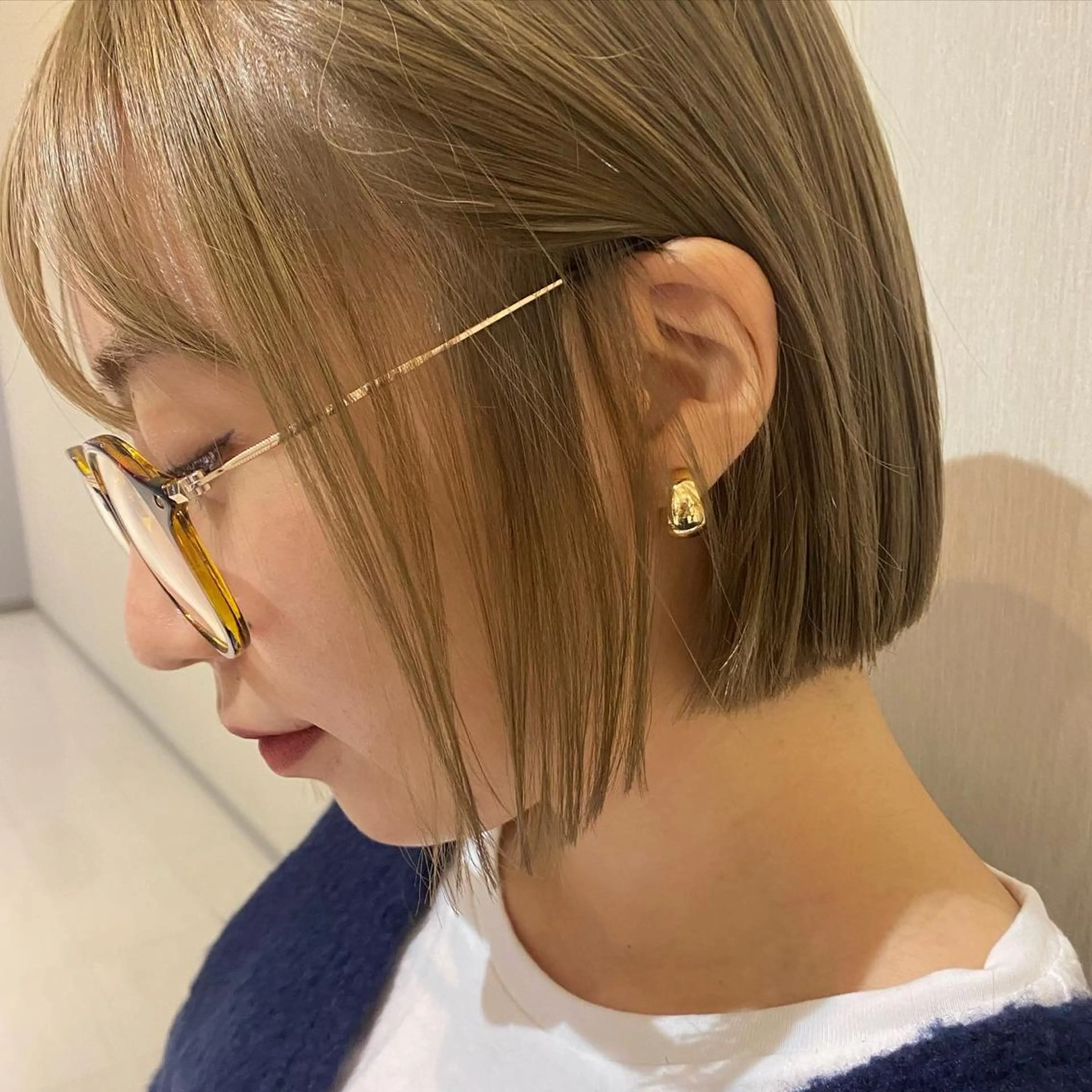 ショート ボブ Yahiko ハイトーンのヘアスタイル