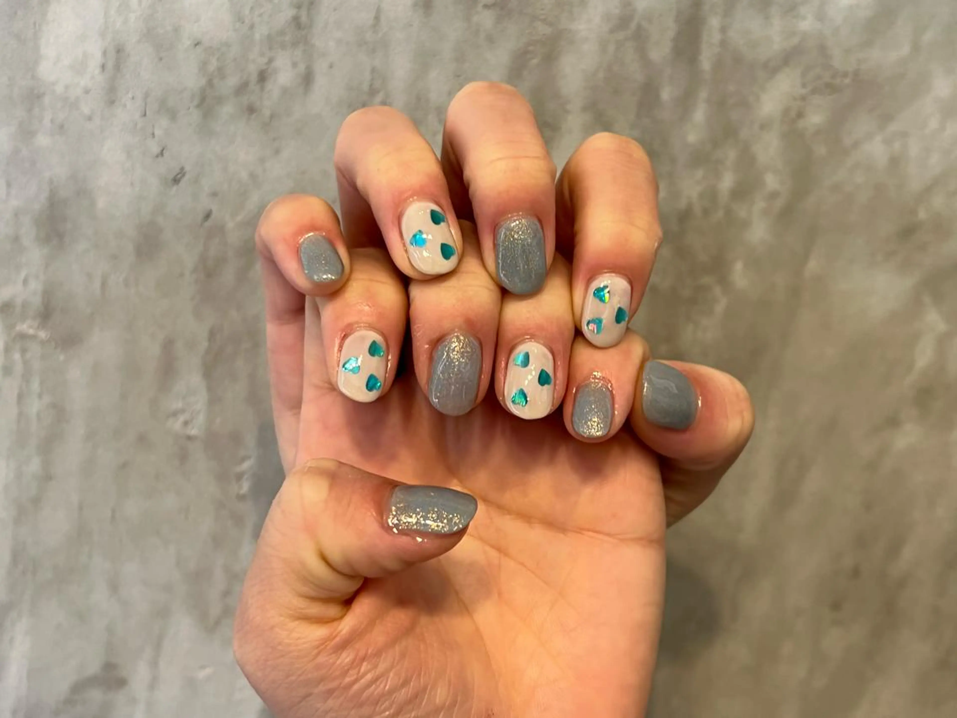 ネイル クリアネイル ハート ハンドネイル HENRIETTA NAILSALONのネイルデザイン