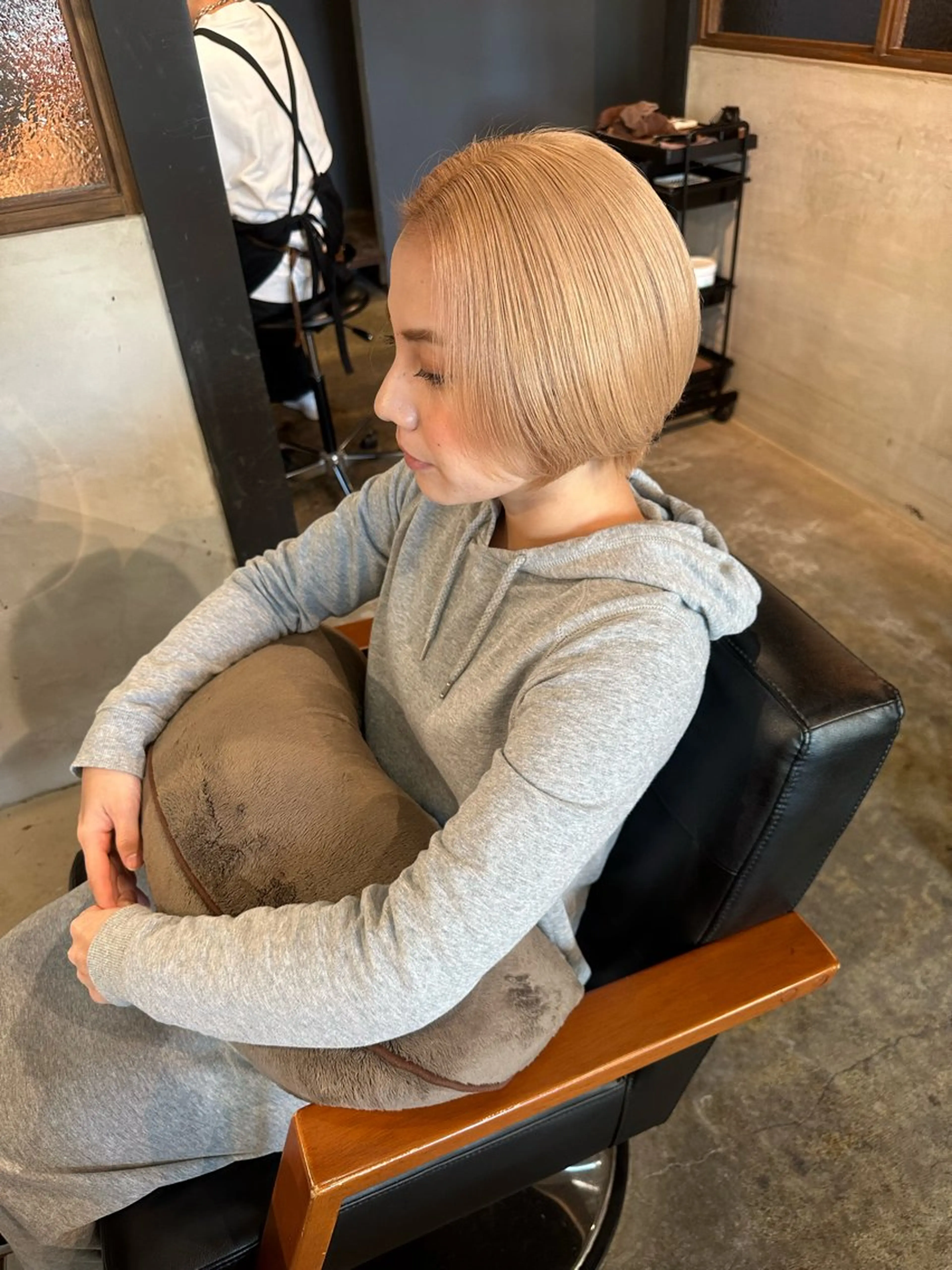 ショート カラー ヘアカラー トリートメント Baby美容師 Ninaのヘアスタイル