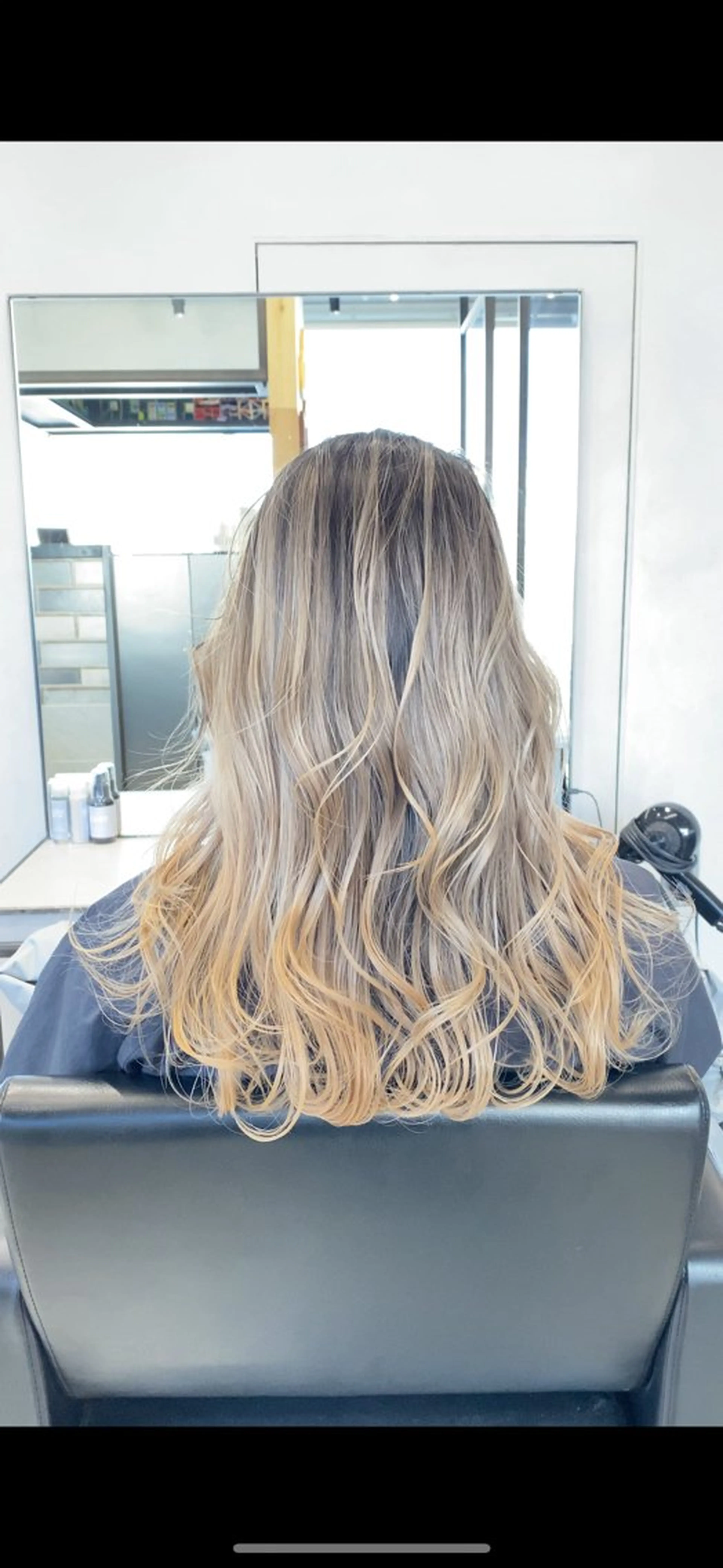 ミディアム カラー share salon OXY所属・🌈ショートの神様 🌈原田公祐のヘアスタイル