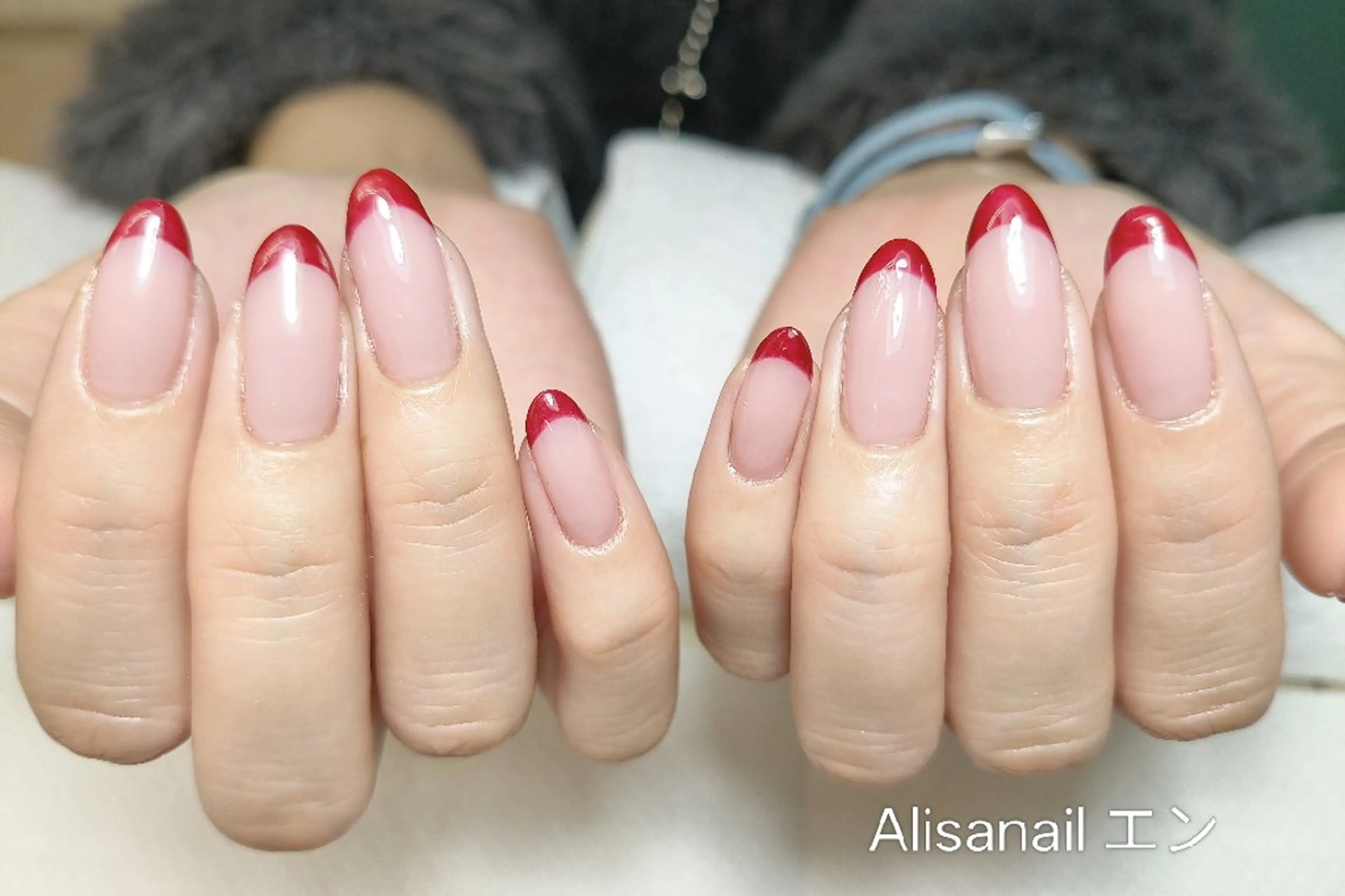 ネイル フレンチネイル 赤色 エ ンのネイルデザイン