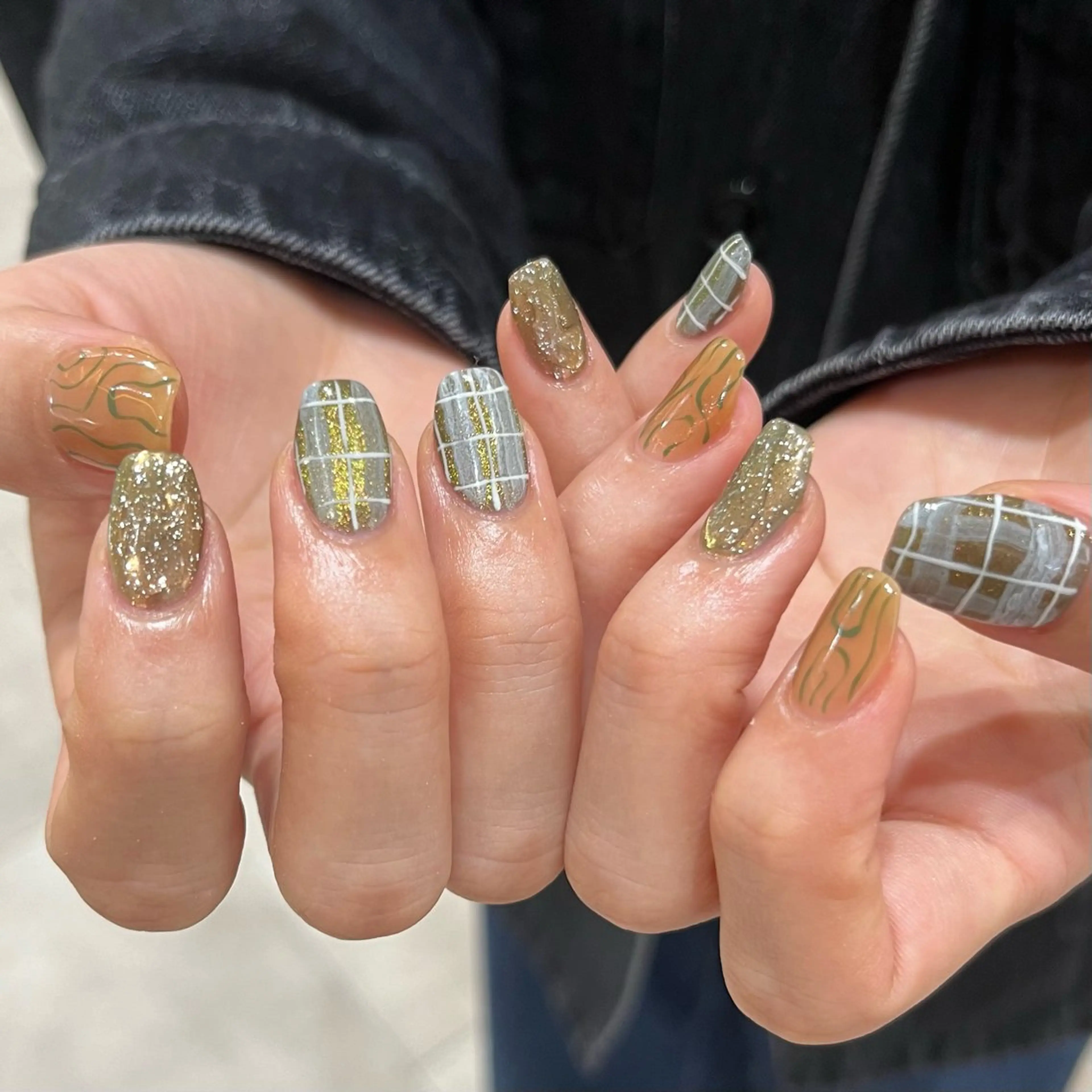 ネイル ハンドネイル shio ♡ 10月分予約受付中のネイルデザイン