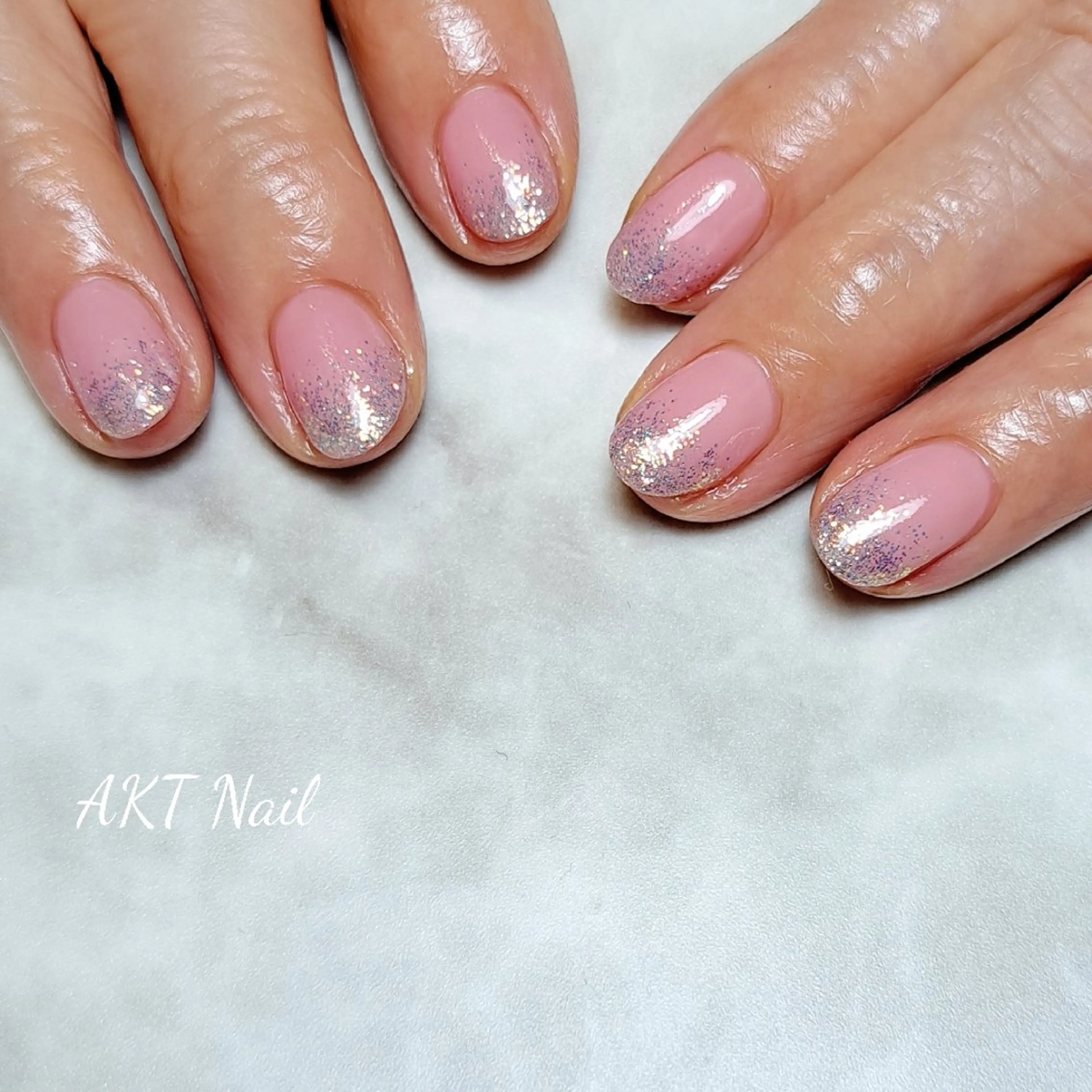 ネイル ハンドネイル AKT NAIL所属・AKT Beauty ドライヘッドスパのネイルデザイン