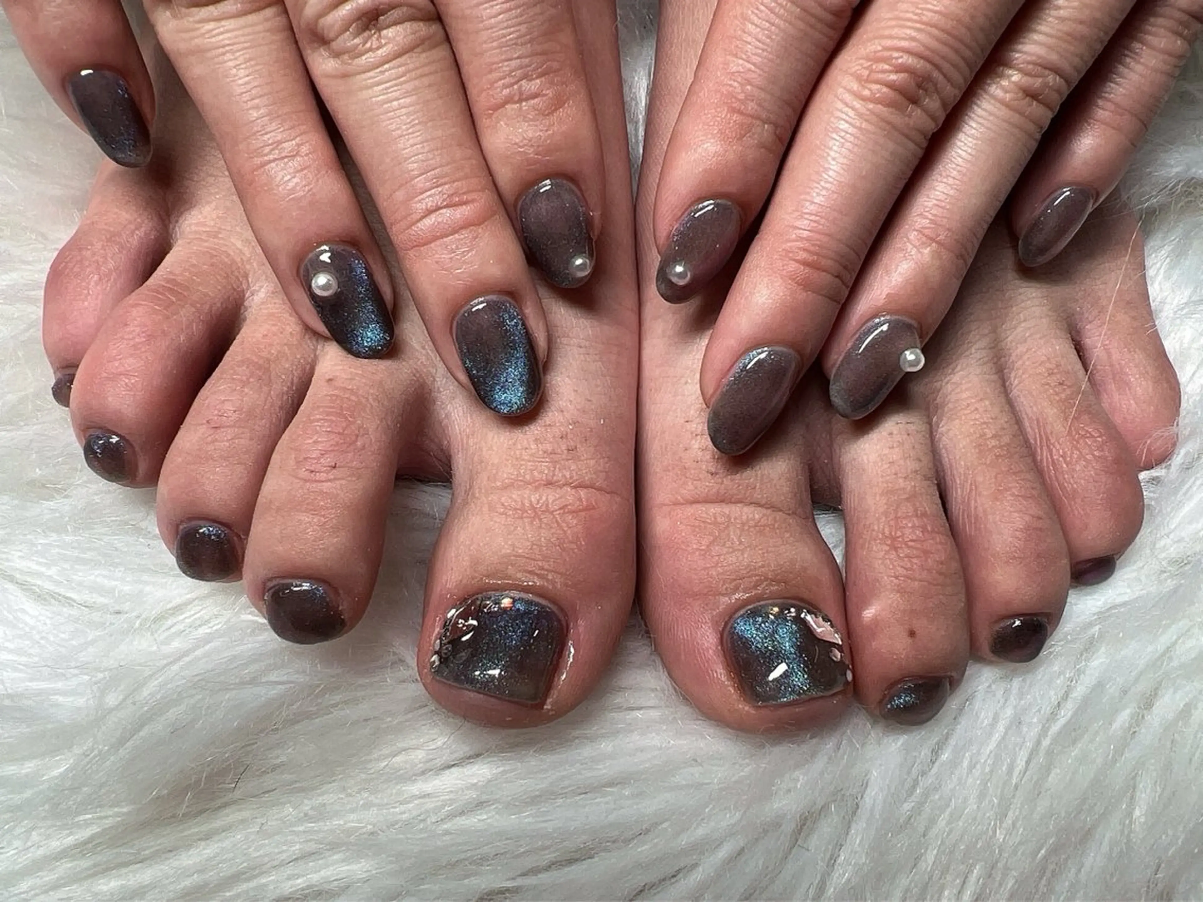ネイル ハンドネイル フットネイル Lavish nailのネイルデザイン