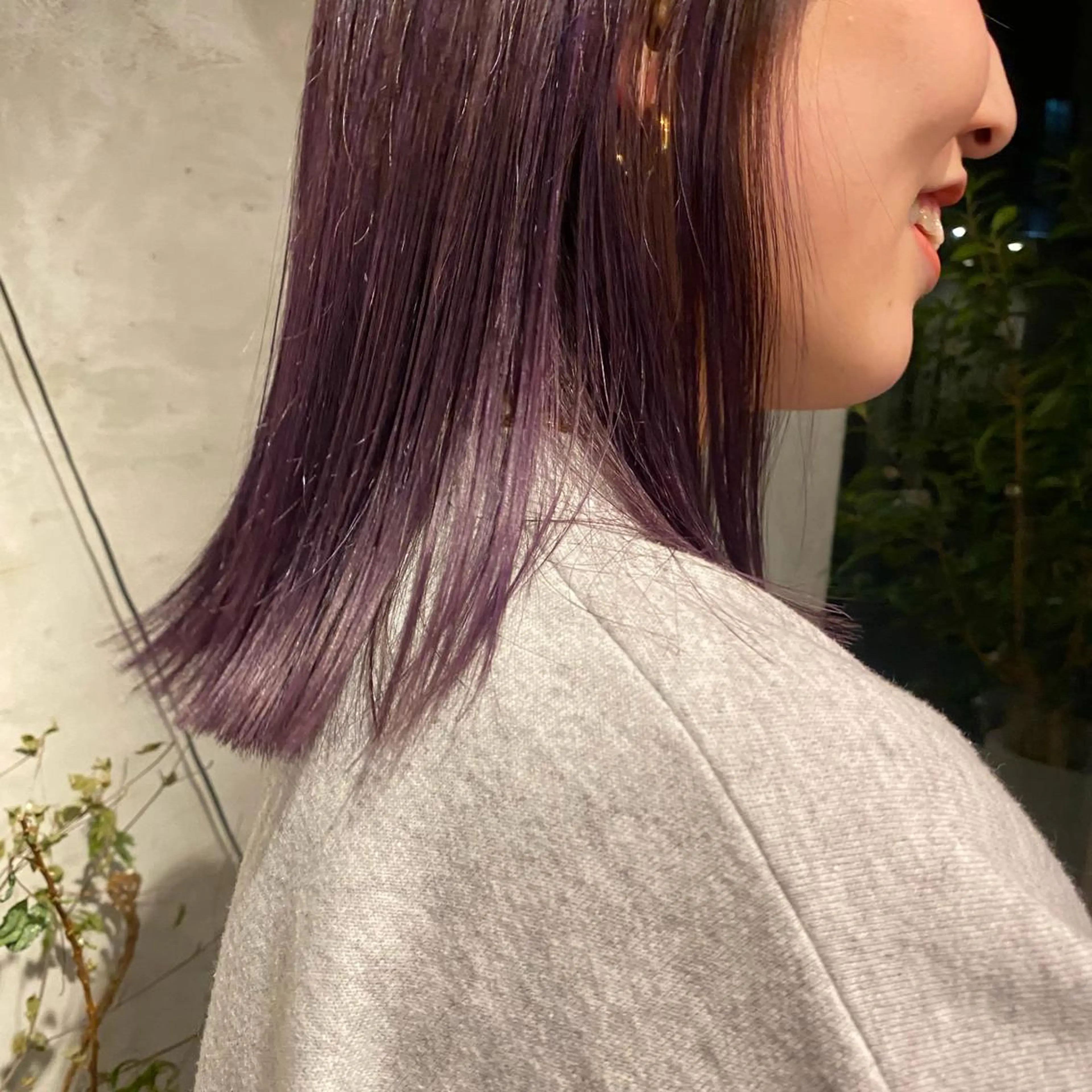 ミディアム カラー ハイライトカラー パープルカラー ハイライト ウツワ所属・田中 南帆のヘアスタイル