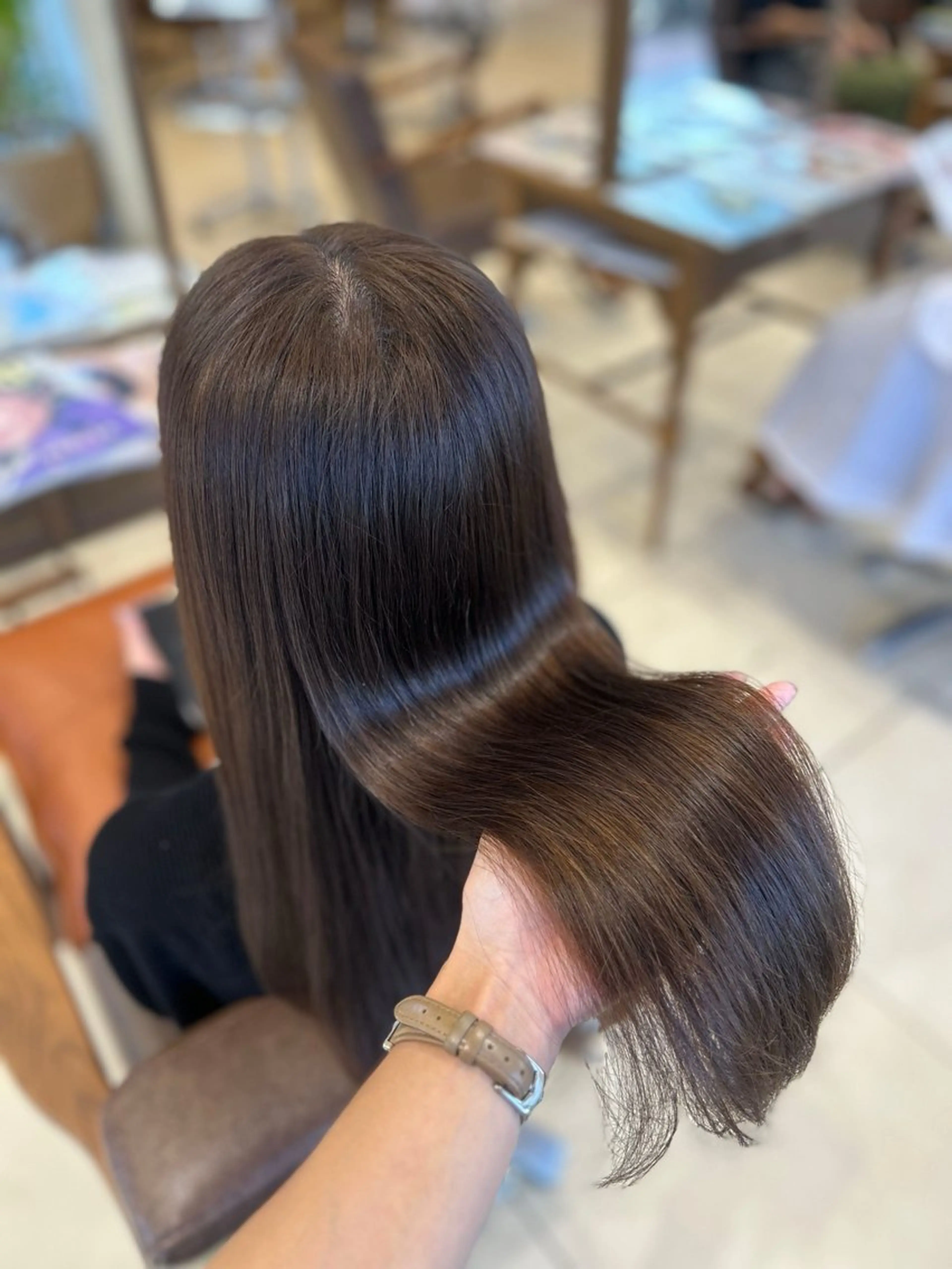 ロング ヘアカラー トリートメント 福川 優月のヘアスタイル