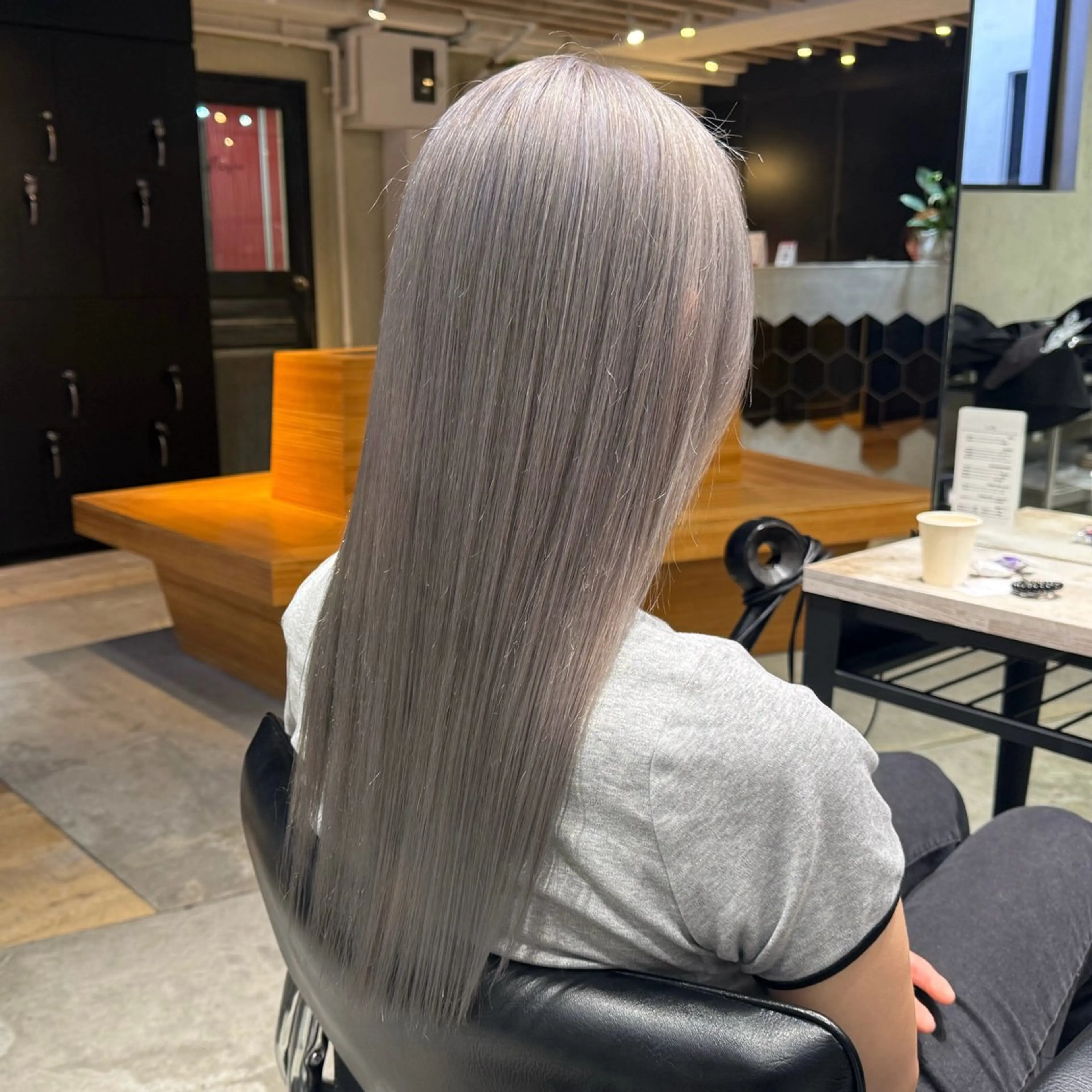 ✨️🩵2回目以降のお客様🩵✨️ブリーチ+カラー+トリートメントの写真