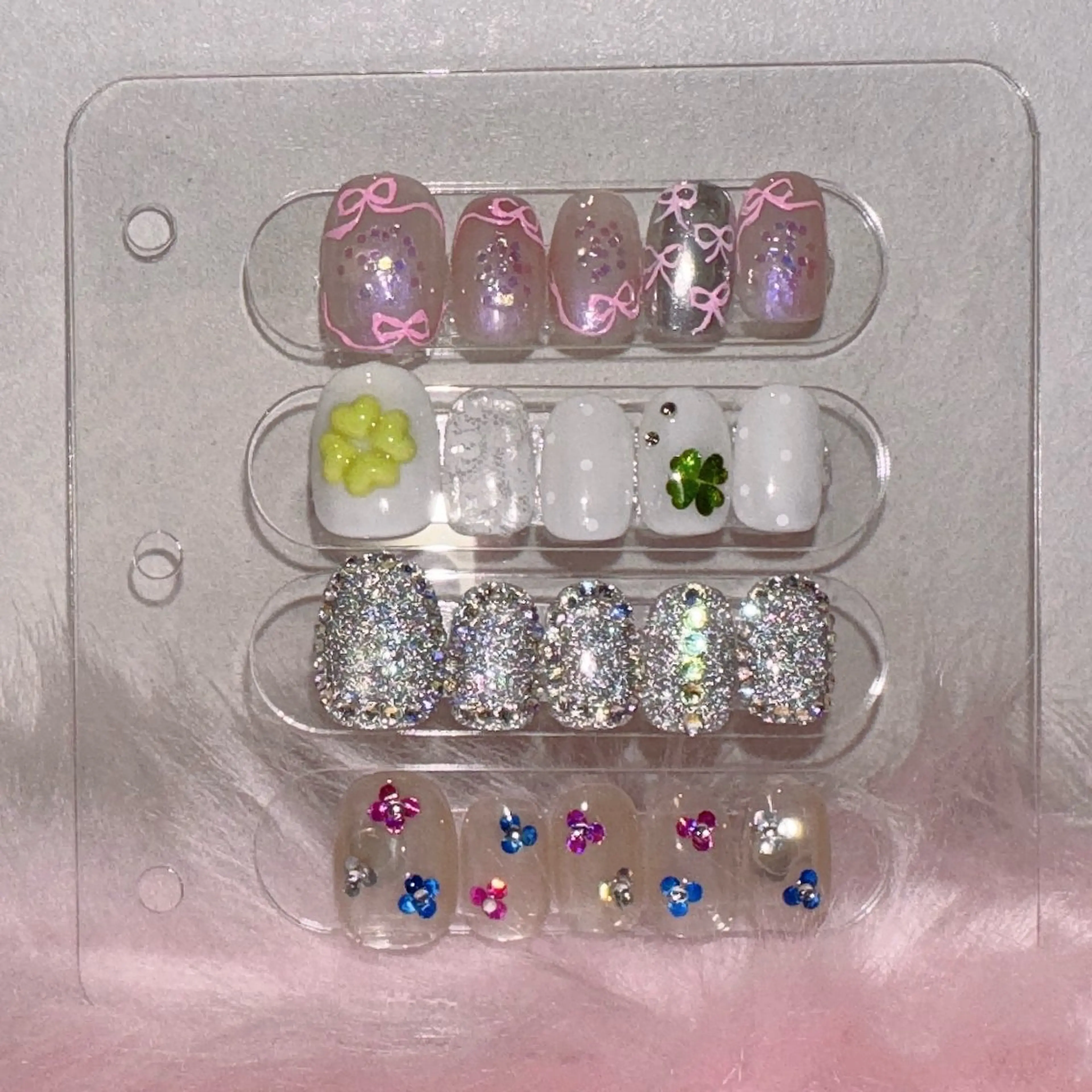 ネイル フラッシュネイル ハンドネイル RIEKO🍒 ワンホン♡推しネイルのネイルデザイン