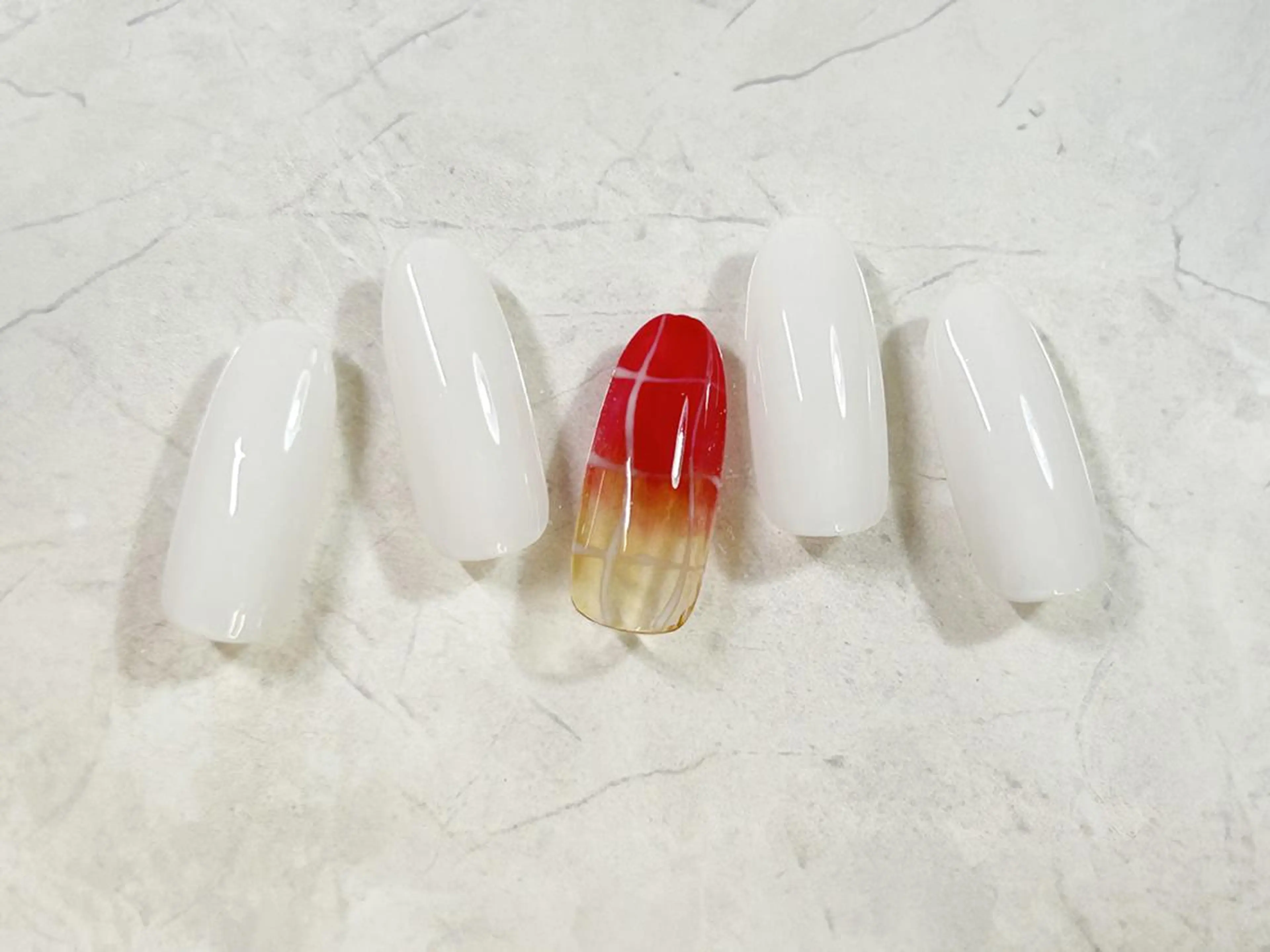 ネイル ハンドネイル 立石 いずみのネイルデザイン