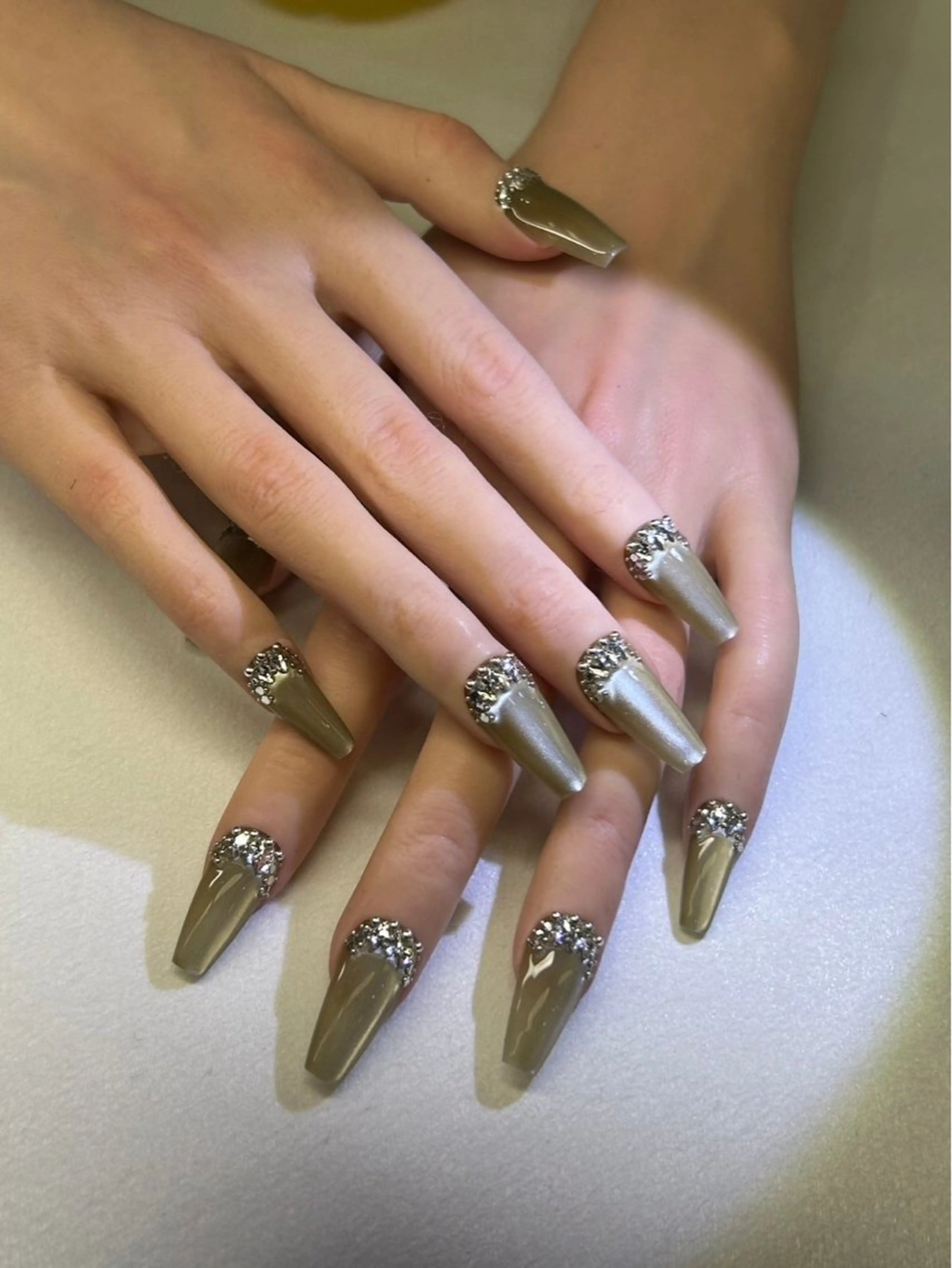 ネイル MoMo Nail所属・MoMo Nail 新大久保のネイルデザイン