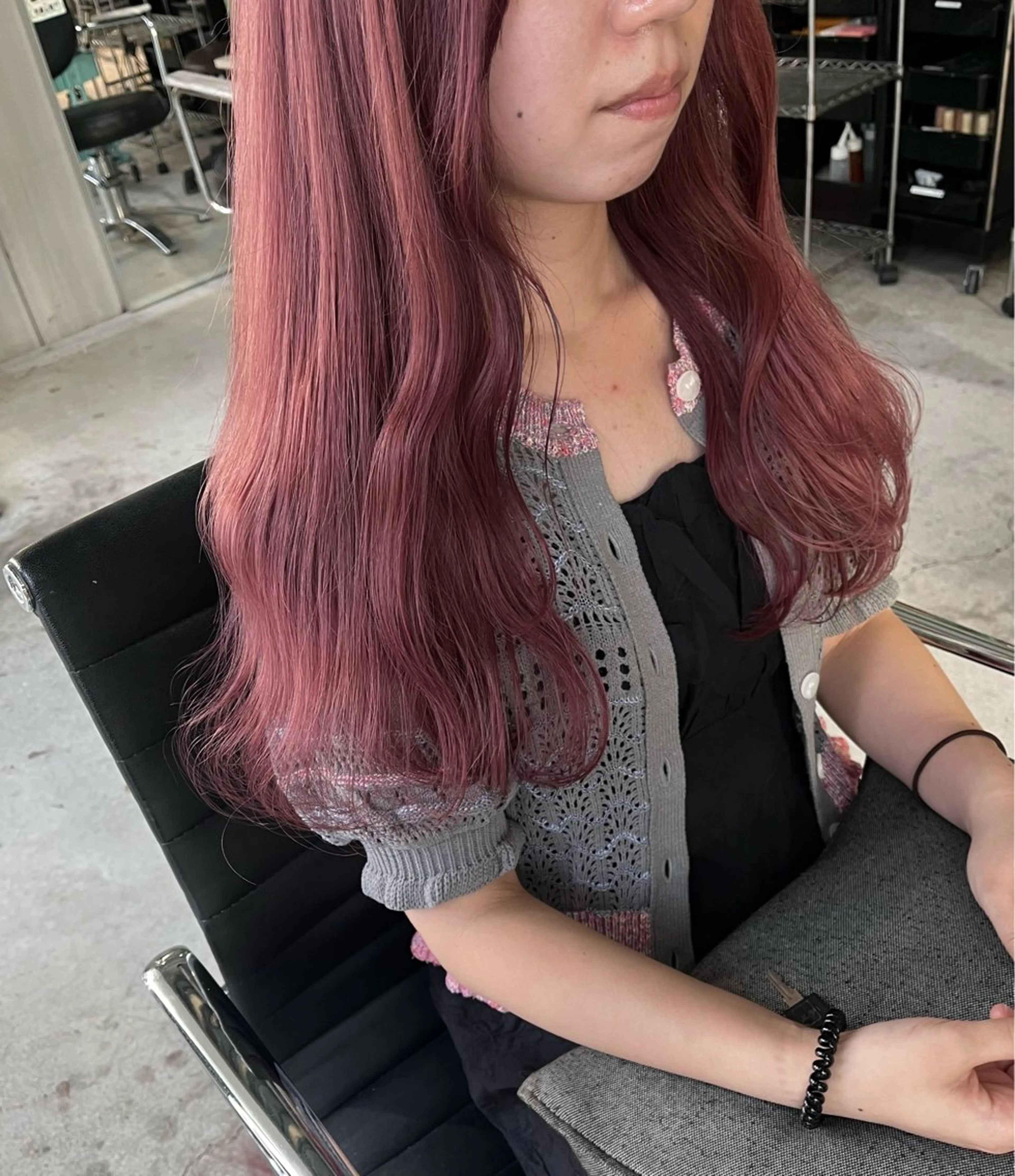 ロング カラー ブリーチ ピンクカラー ヘアカラー トリートメント 暖色/まろベージュ/ シカタユウカのヘアスタイル