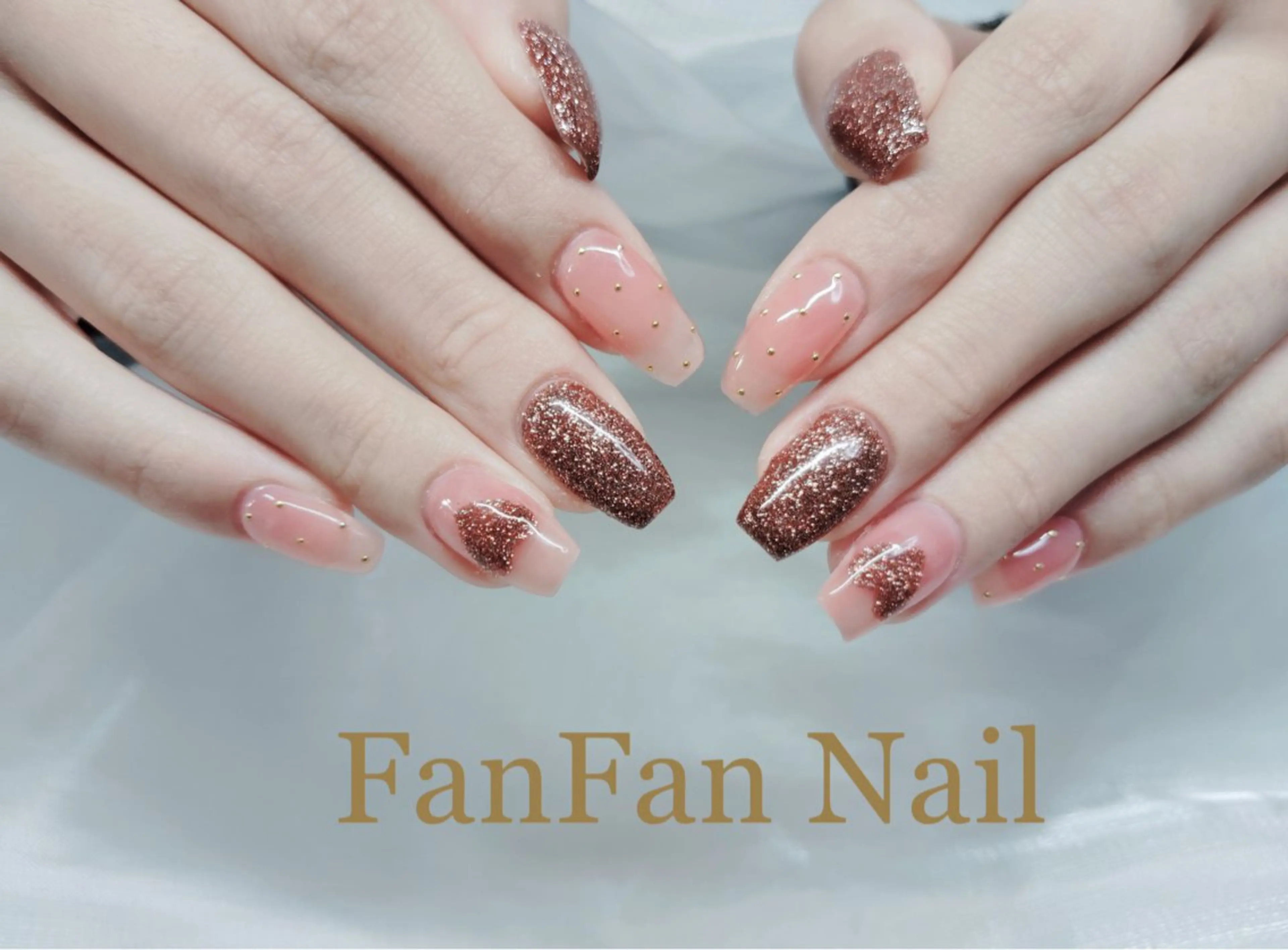 ネイル アートネイル オーロラネイル ガーリー キラキラネイル 韓国ネイル ハンドネイル KaKa FanFanNailのネイルデザイン