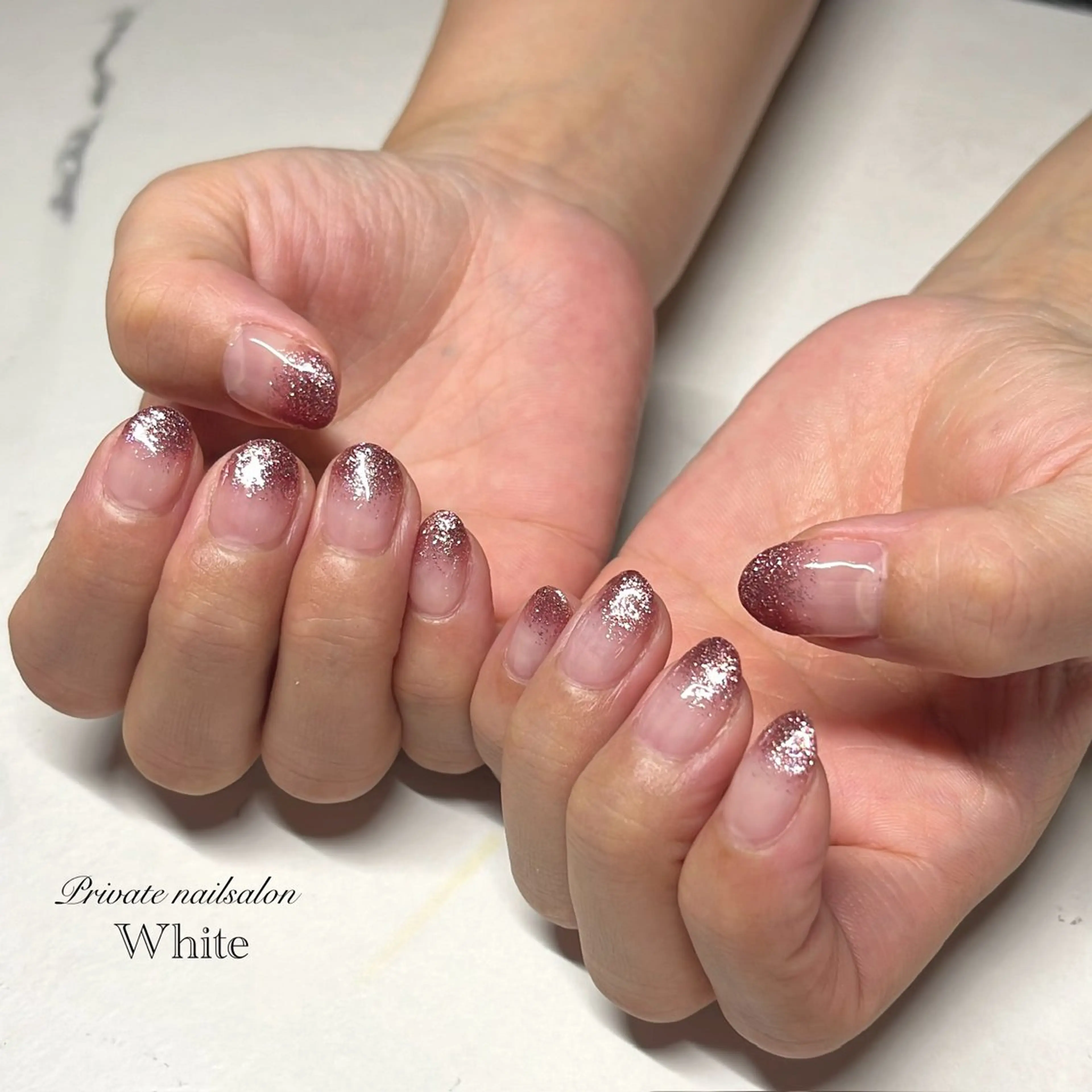 ネイル キラキラネイル ラメ(グリッター) ラメグラデーション ニュアンスネイル 冬ネイル ハンドネイル SAKASHITA KEIのネイルデザイン