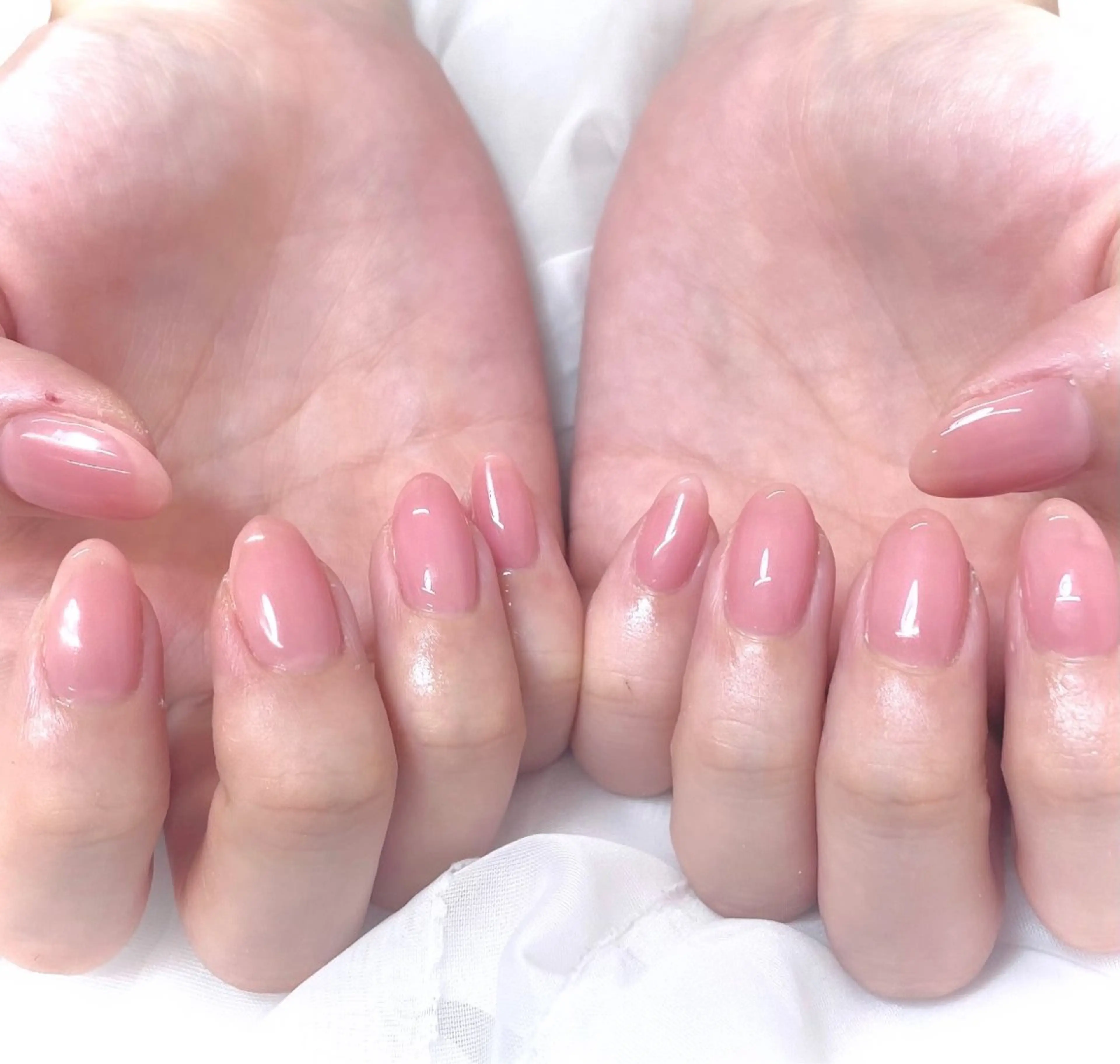 ネイル Nail salon s.k.所属・Nailist. emiのネイルデザイン