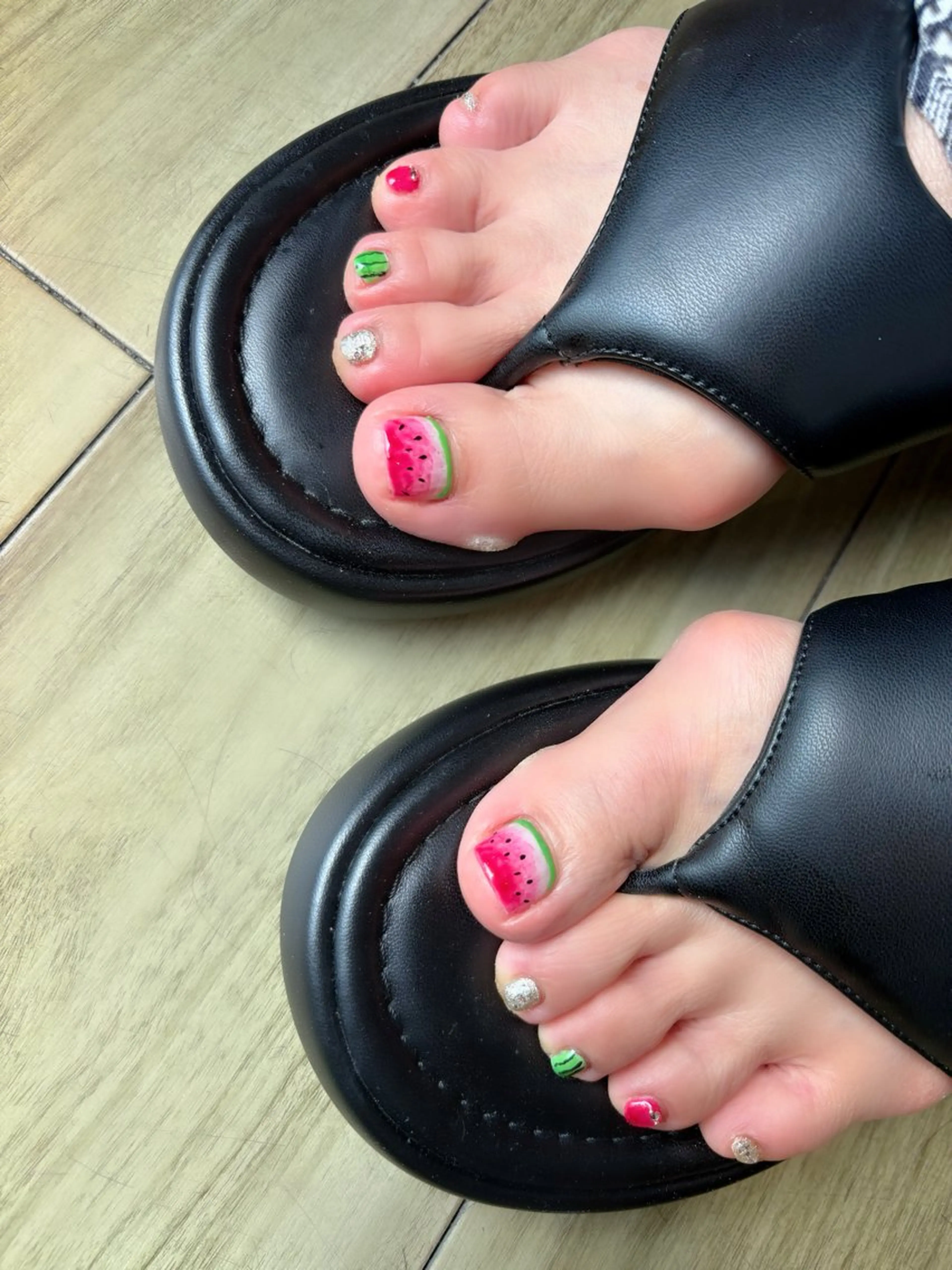 ネイル ハンドネイル フットネイル よりみち ネイルのネイルデザイン