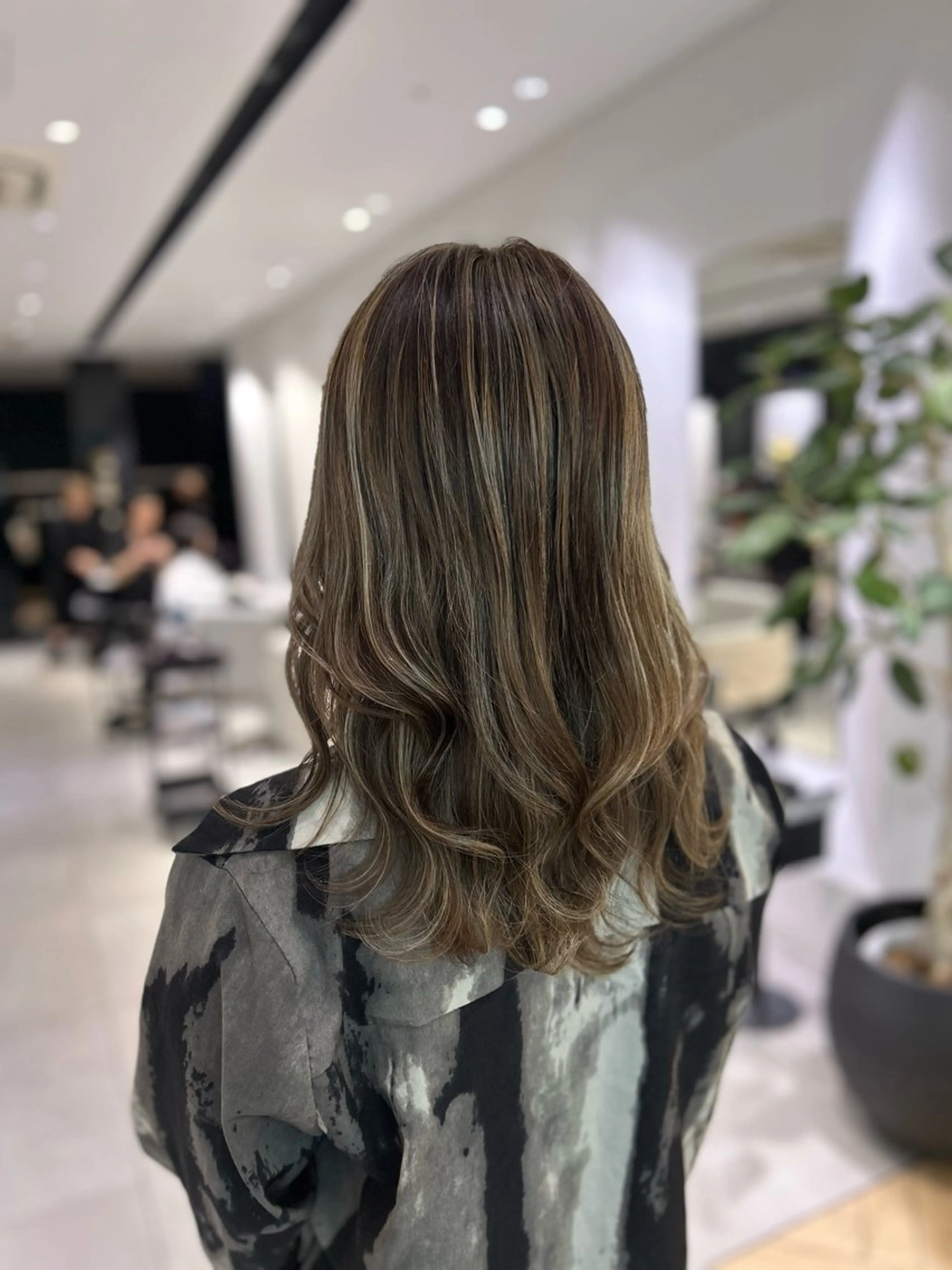 ロング ヘアカラー 艶カラーリスト 🌈銀座🌈牛込萌香のヘアスタイル