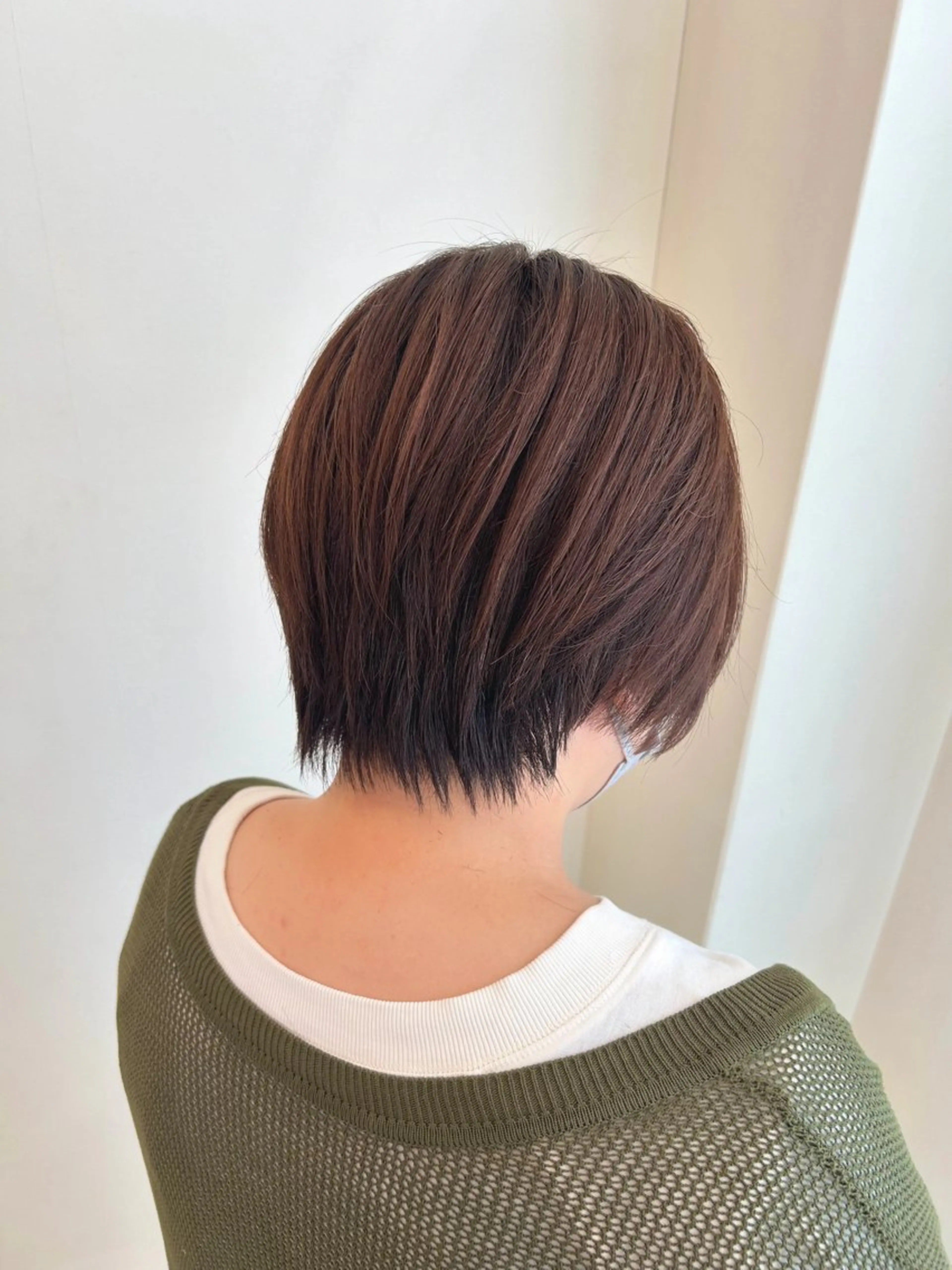 ショート カラー 田島 直佳のヘアスタイル