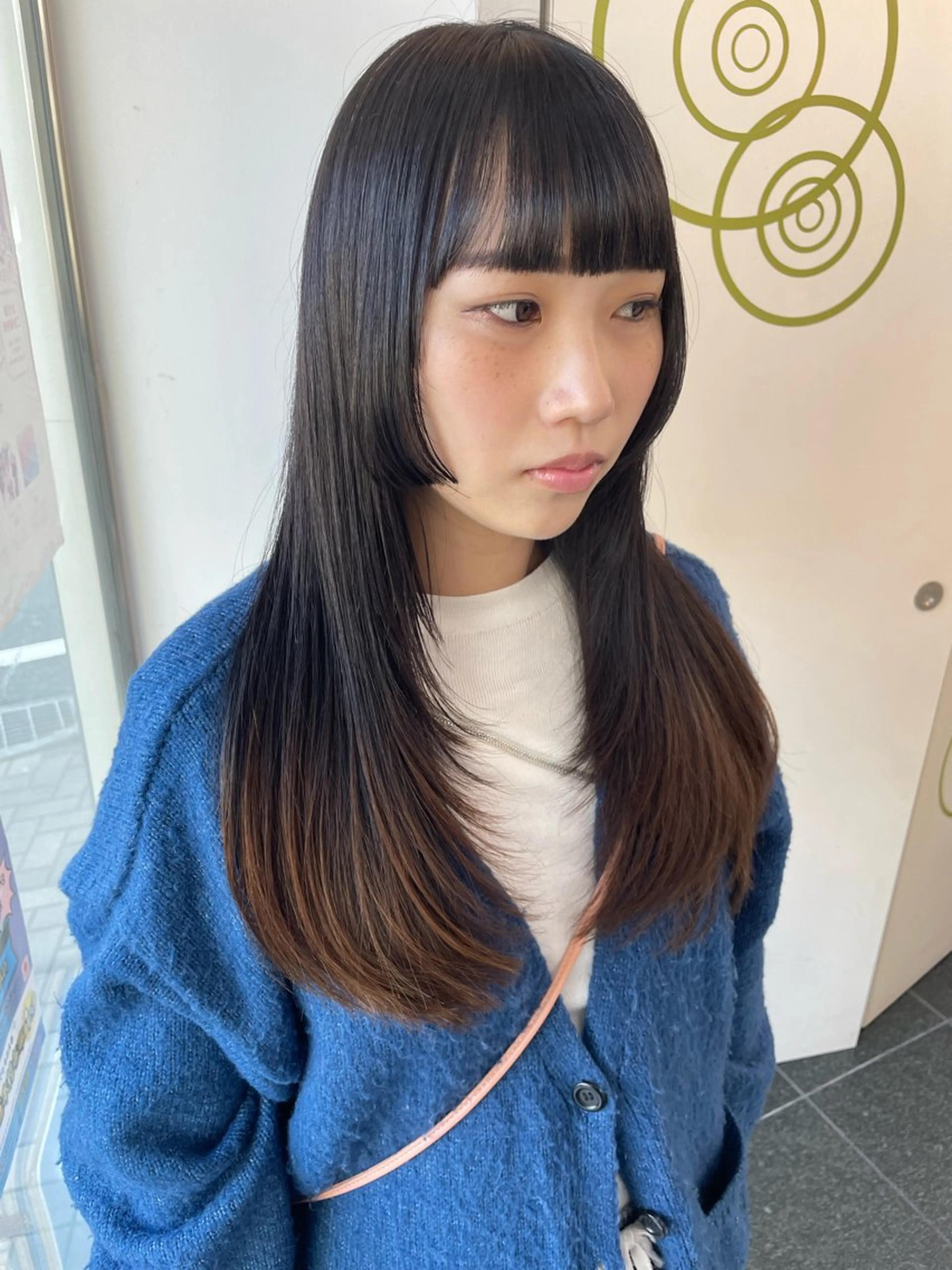 セミロング ✨艶髪&レイヤー ✨小清水友紀のヘアスタイル