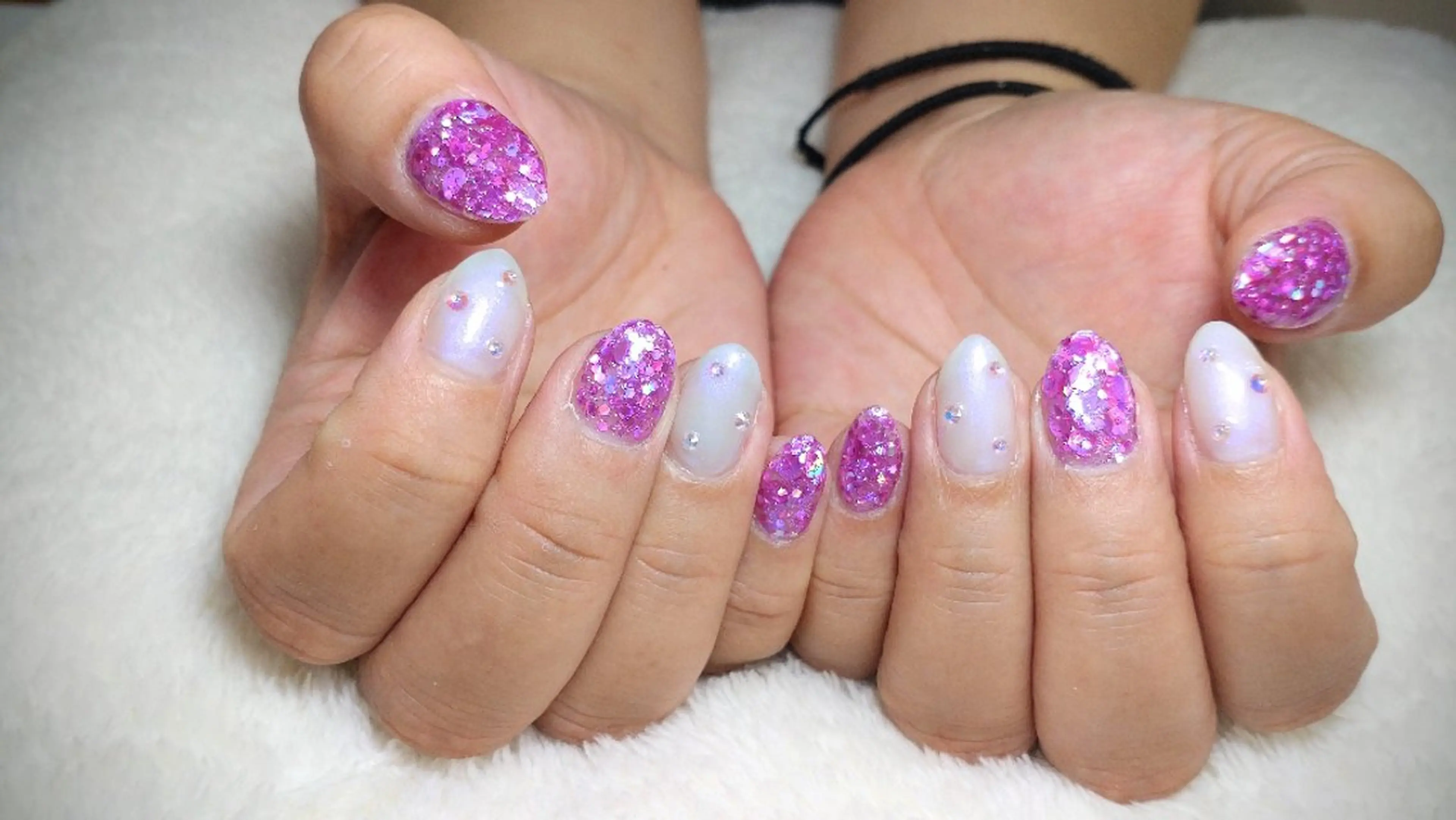 ネイル ハンドネイル フットネイル Nailsalon Latteのネイルデザイン