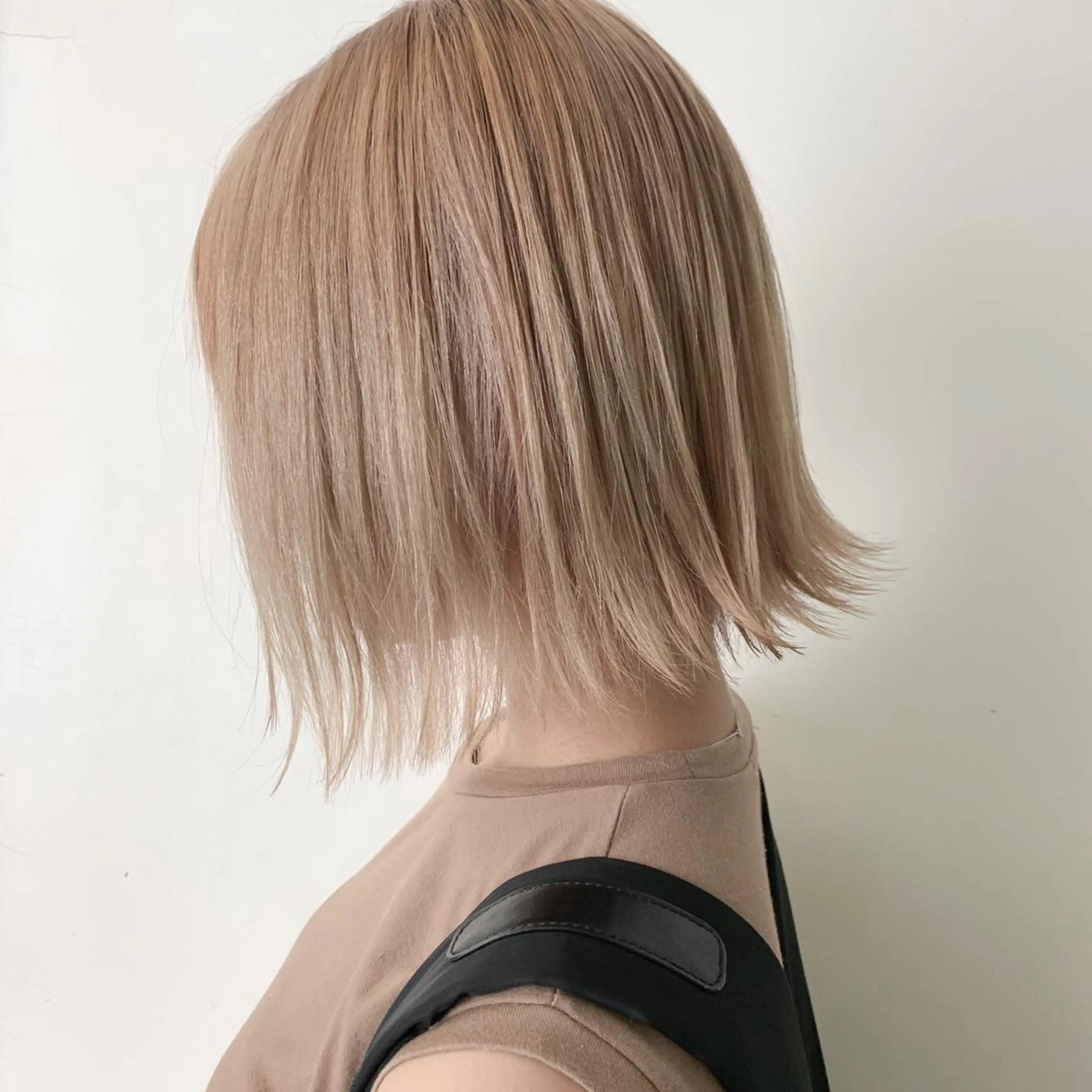 ミディアム カラー 【全席個室/シェアサロン】FRAME + HairEsthe 御堂筋難波店所属・ひらやま りょういちのヘアスタイル