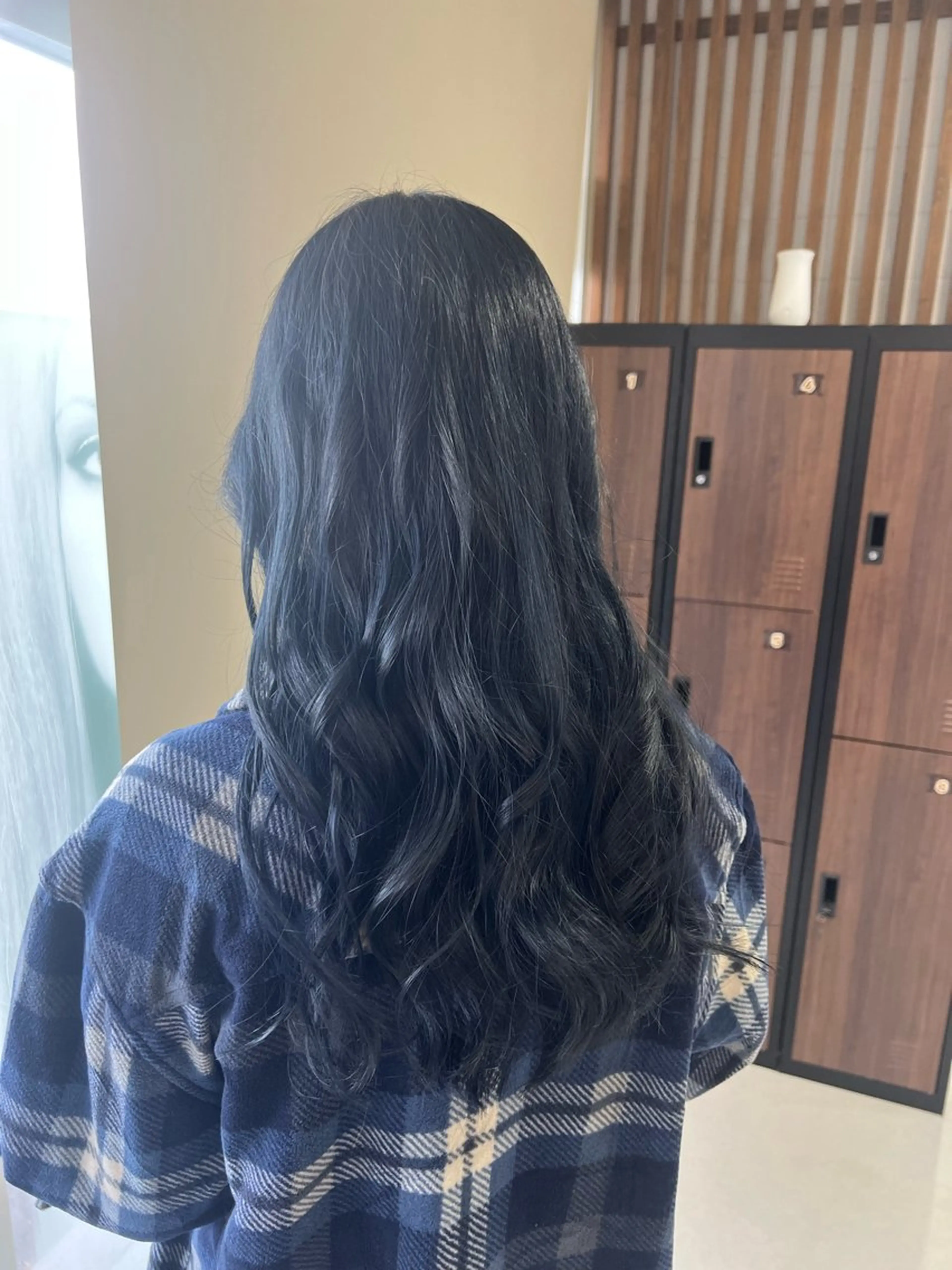 セミロング カラー ブリーチ ブリーチなしカラー KEN 🌟のヘアスタイル