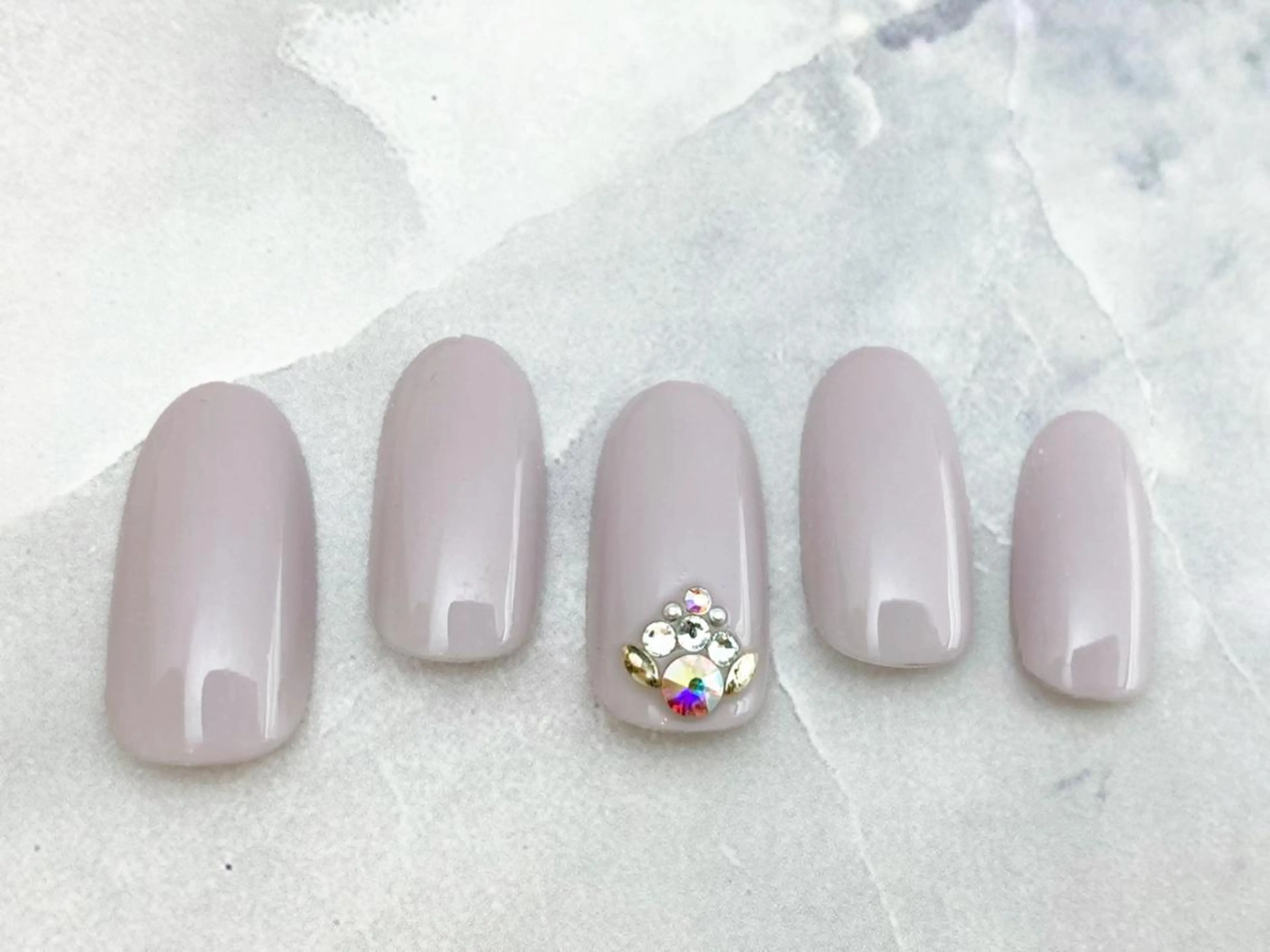 マツエク・マツパ リセ有楽町店 ネイリストのネイルデザイン