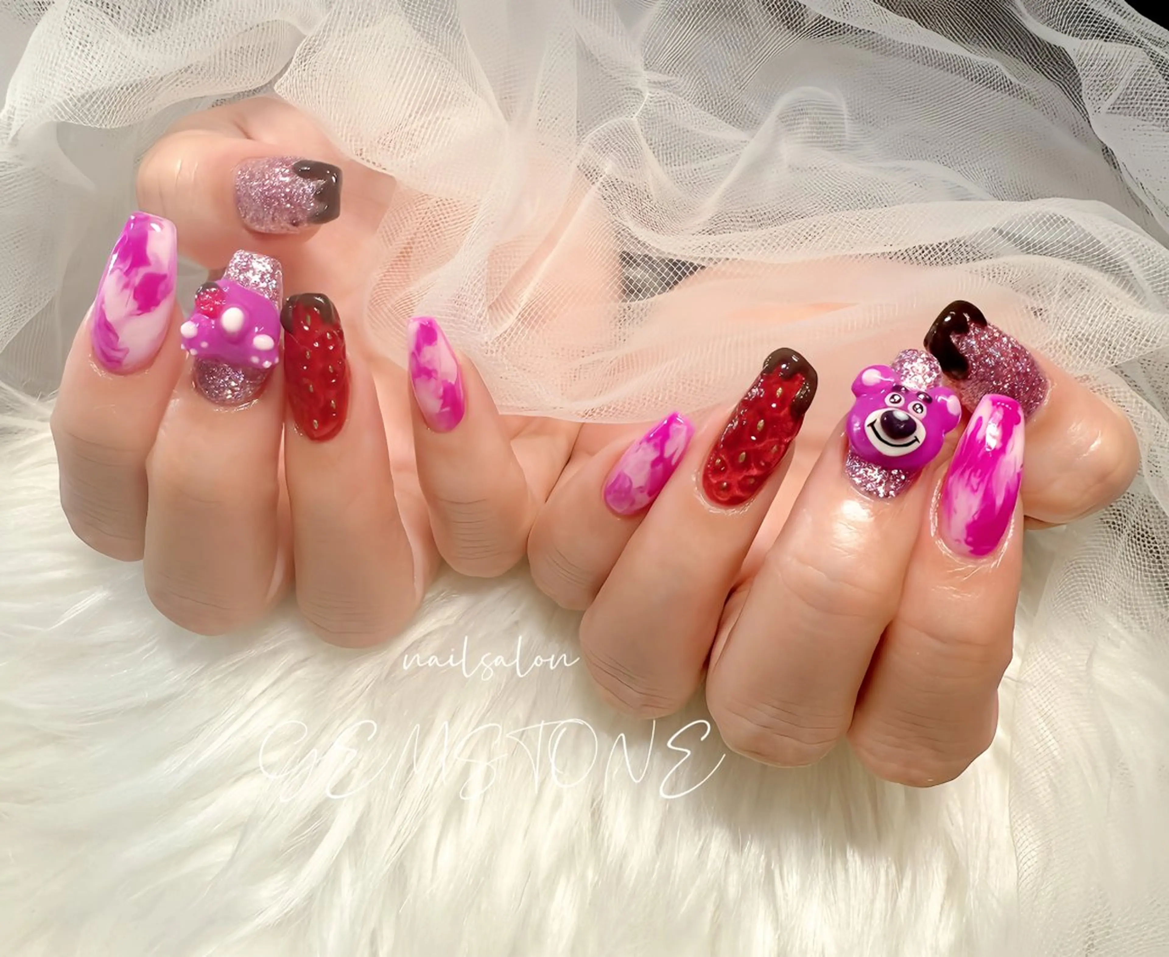 ネイル nailsalon GEMSTONEのネイルデザイン