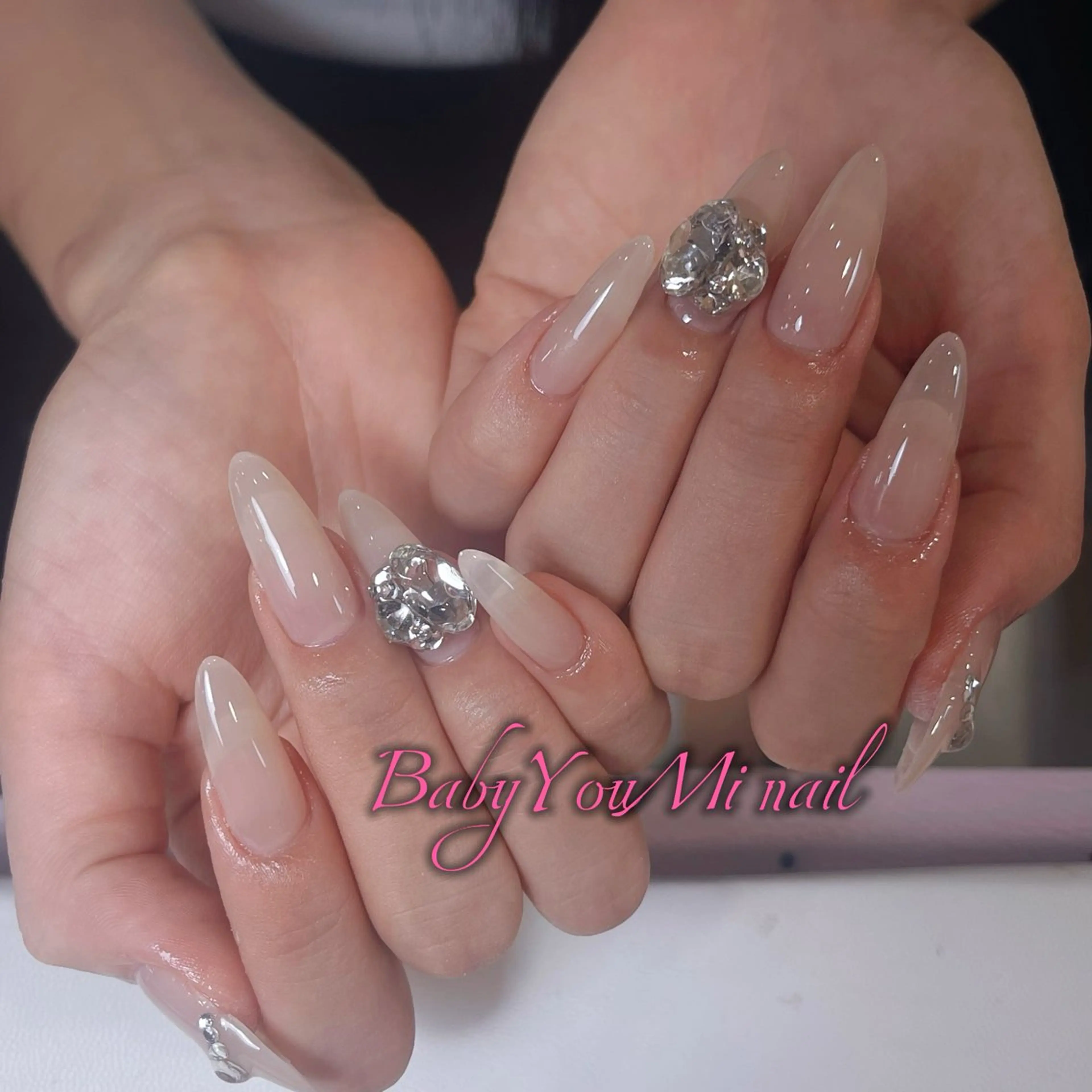 ネイル オーロラネイル フラワーネイル フットネイル フレンチネイル ジェルネイル ハンドネイル BabyYouMi ねねのネイルデザイン