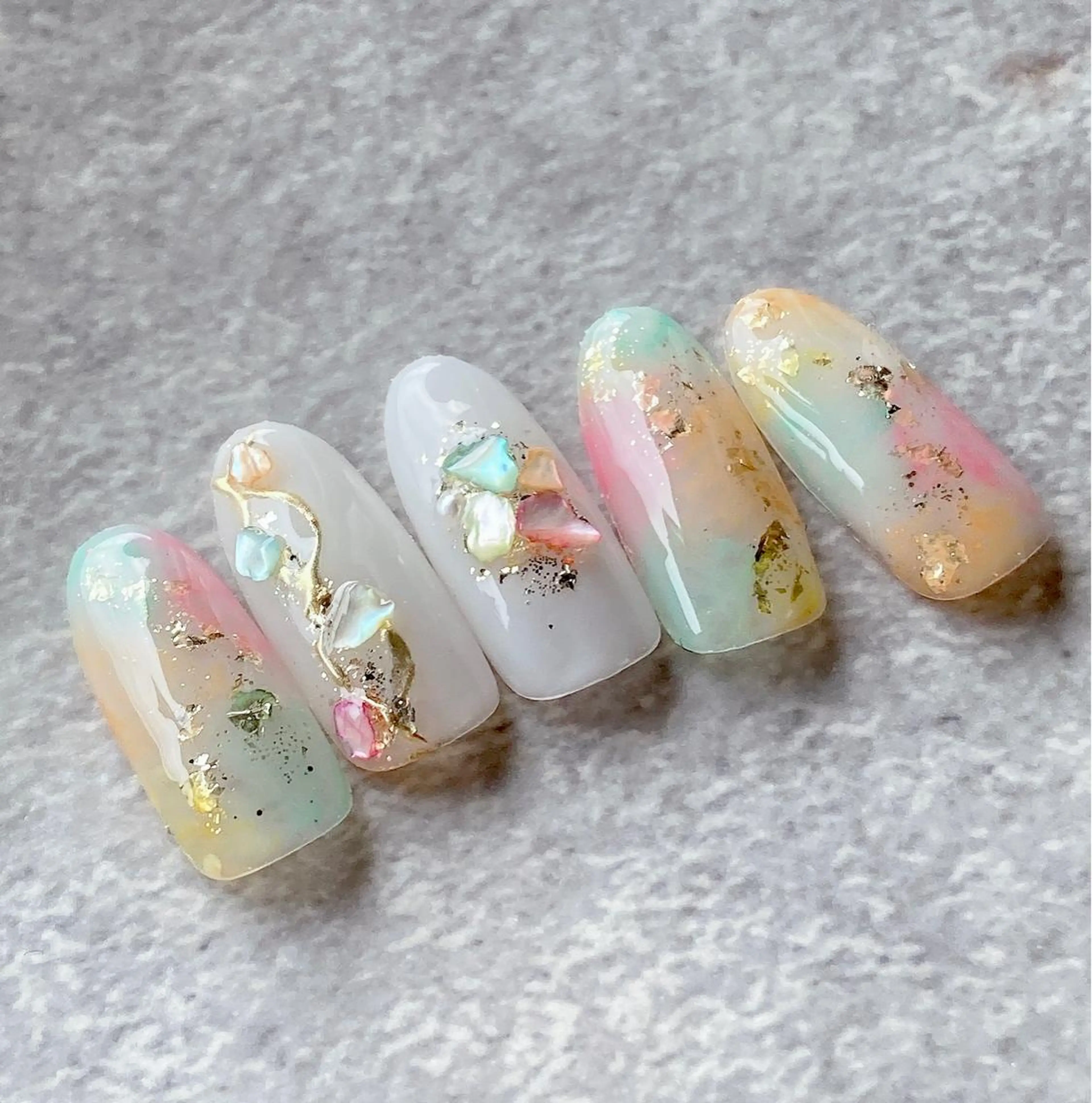ネイル ハンドネイル ハンドケア Luca  Nail所属・Luca Nail 🌼yu-kaのネイルデザイン