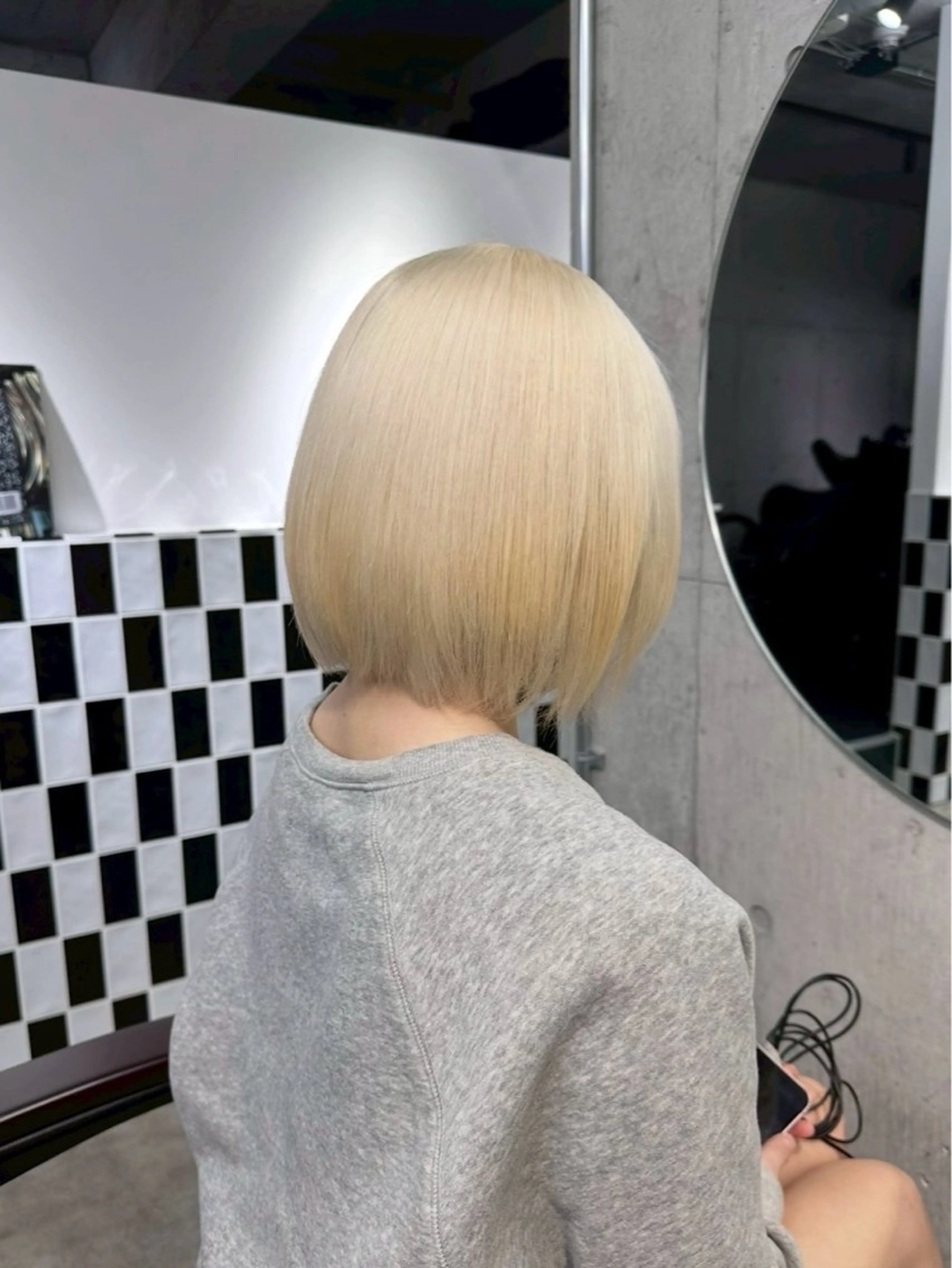 ショート ヘアカラー ✨ブリーチカラー/ 艶髪suzu🪽🤎のヘアスタイル