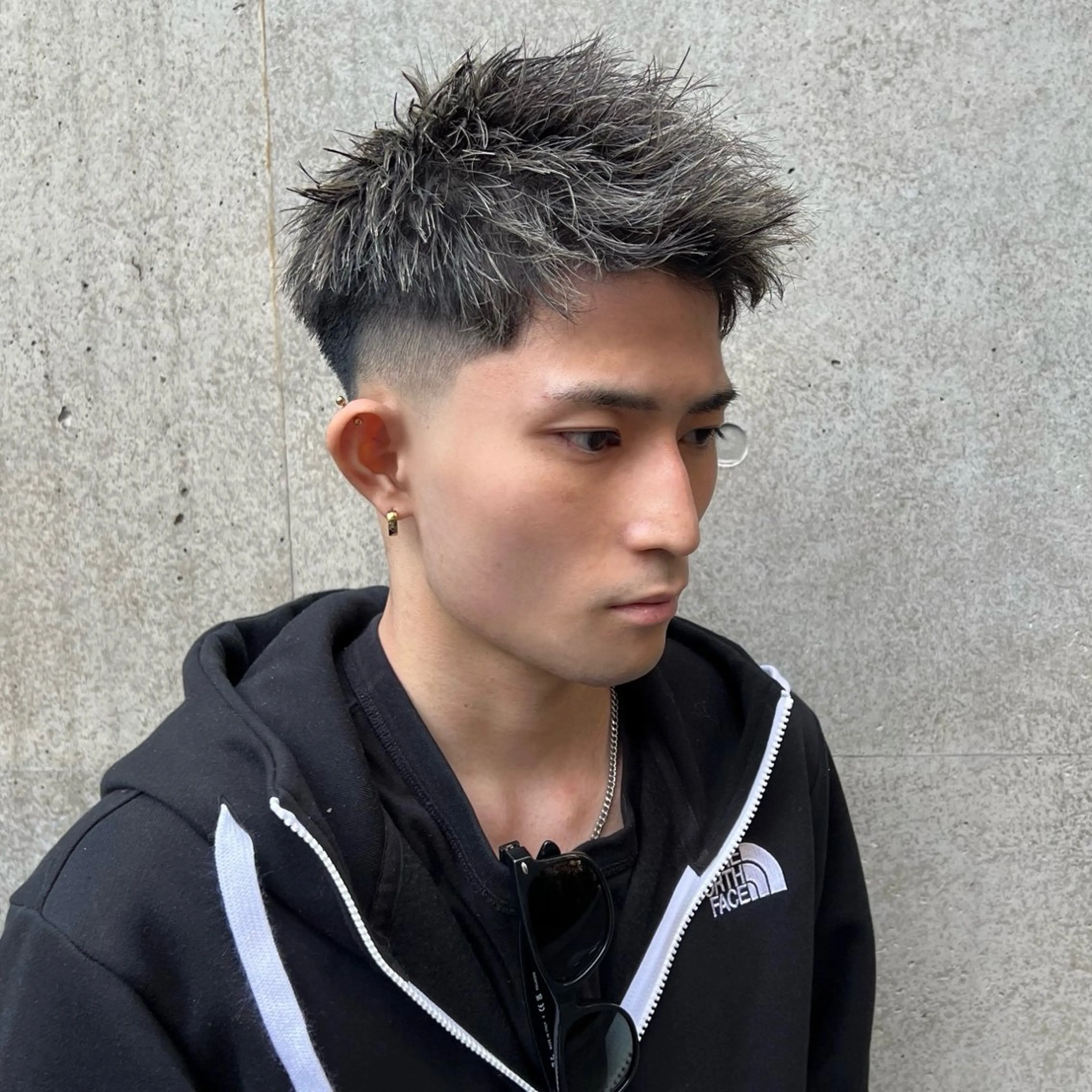 メンズ メンズハイライト メンズメッシュ モヒカン カット ヘアカラー トリートメント メンズ特化/パーマ/ ハイライト/竜成のヘアスタイル
