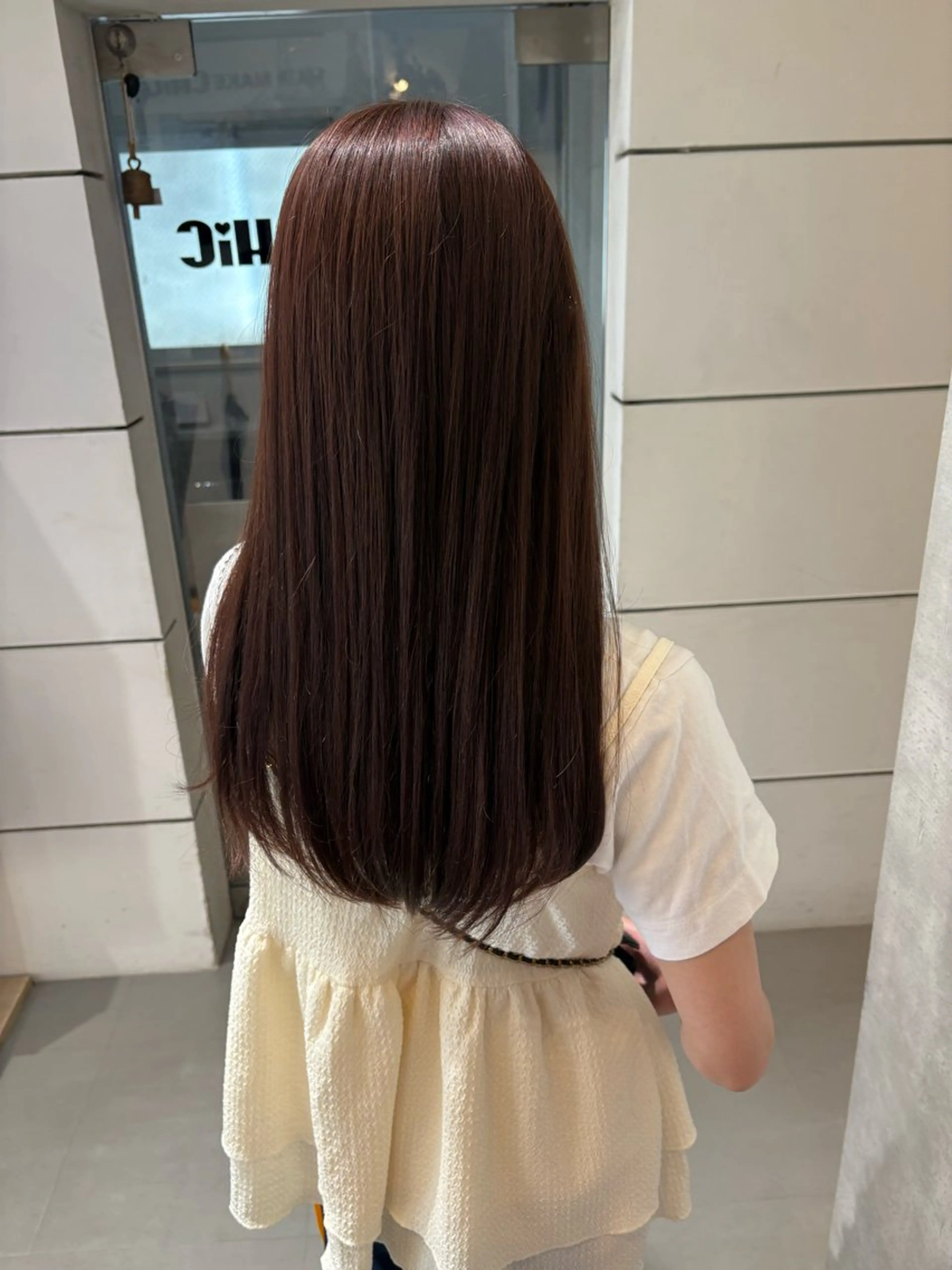 セミロング ピンクブラウン ヘアカラー chic  有山 美瑠のヘアスタイル