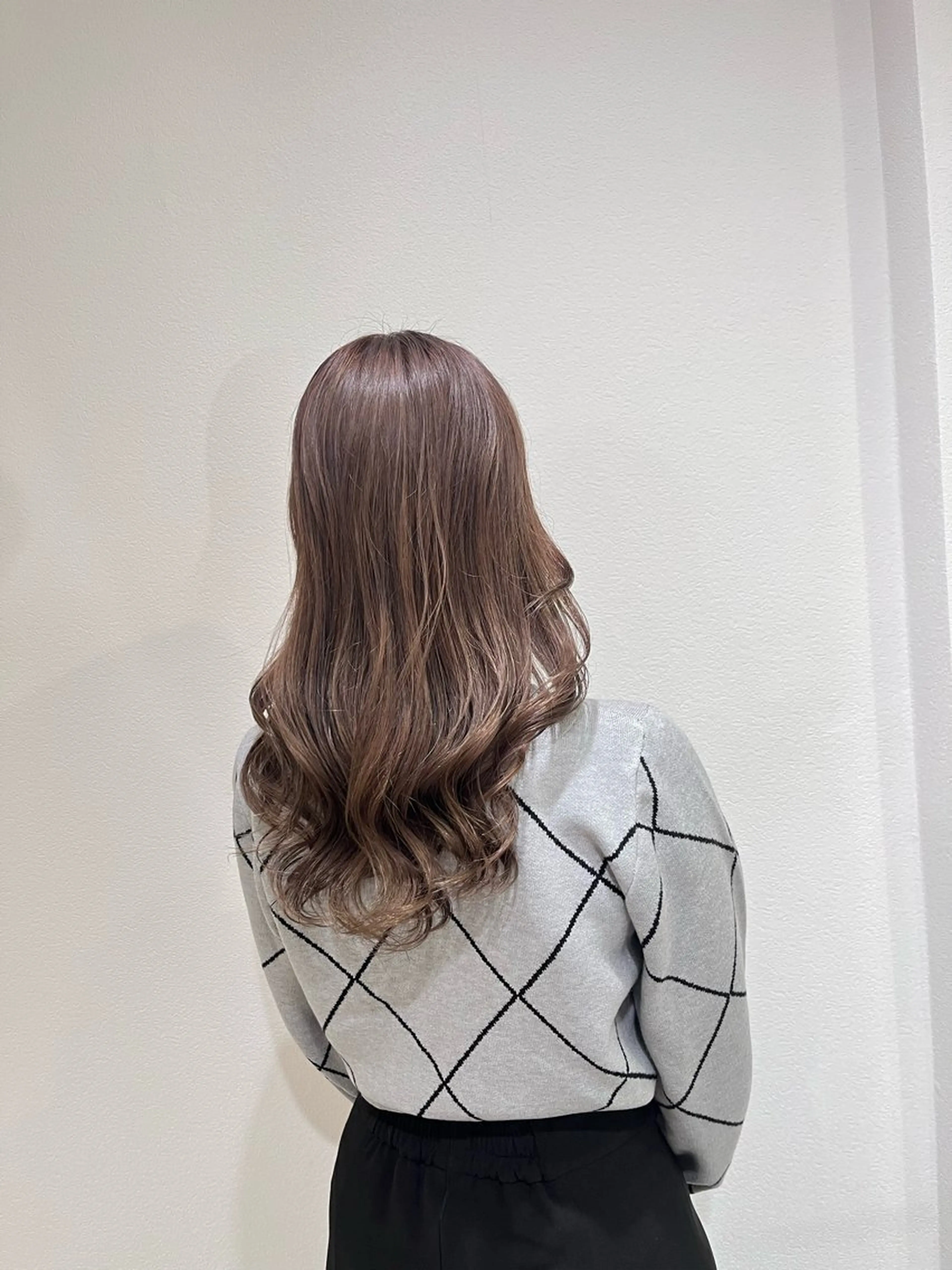 ロング カラー アッシュ ベージュカラー ブリーチ ケアブリーチ ダブルカラー ヘアカラー 🌼あんなtrend color🌼のヘアスタイル