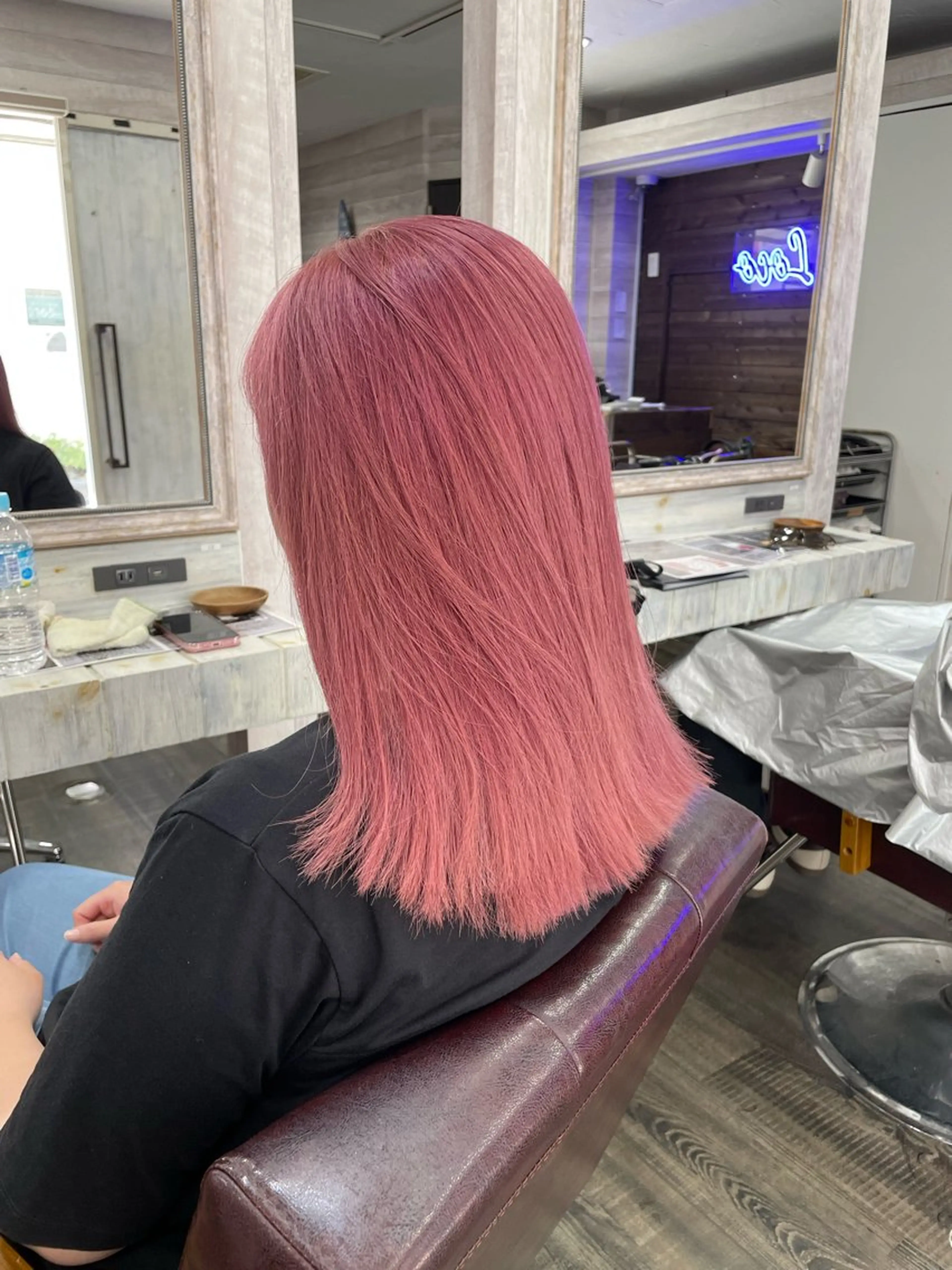 セミロング ヘアカラー トリートメント LOCO Ko-kiのヘアスタイル