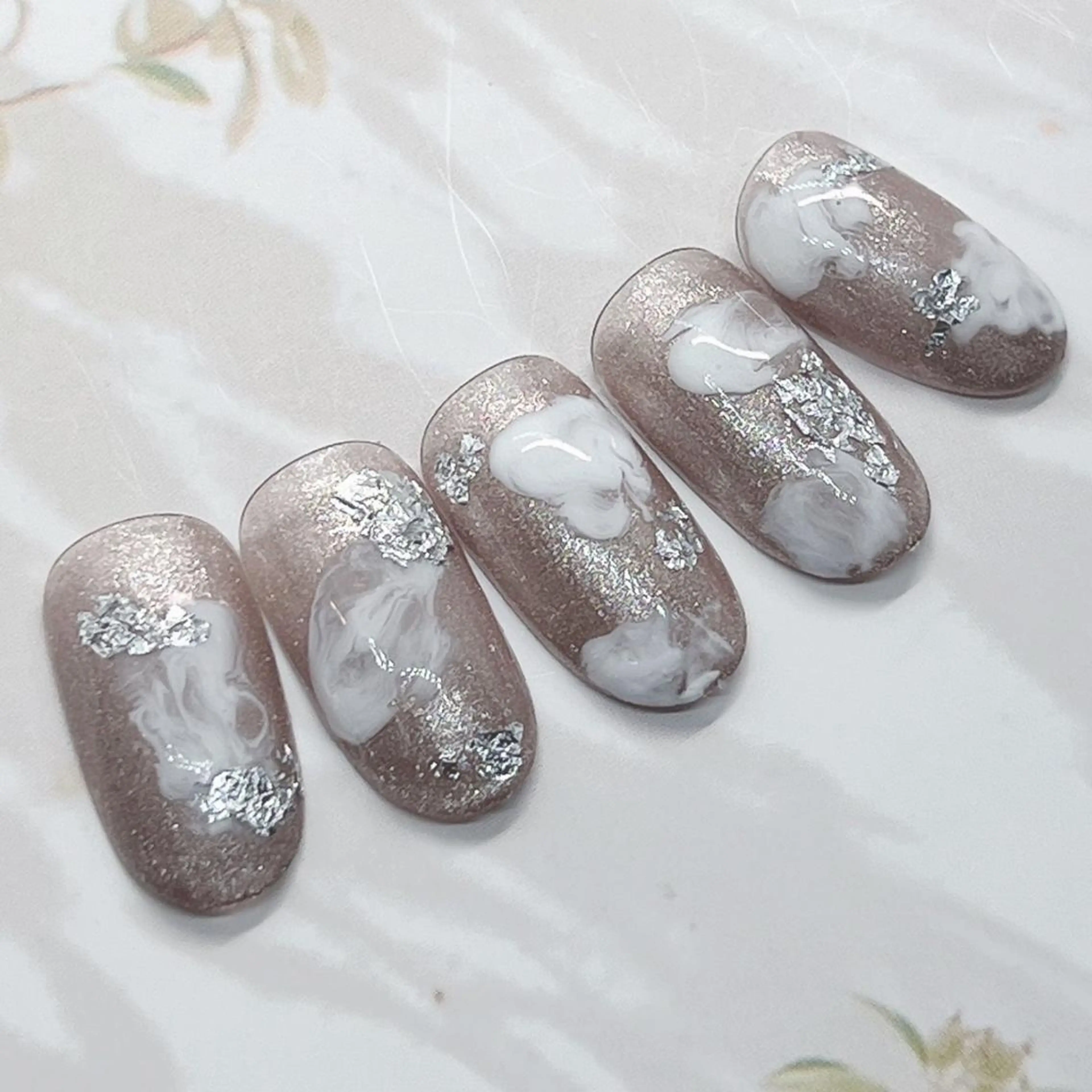 ネイル Ron's nail 笹岡のネイルデザイン