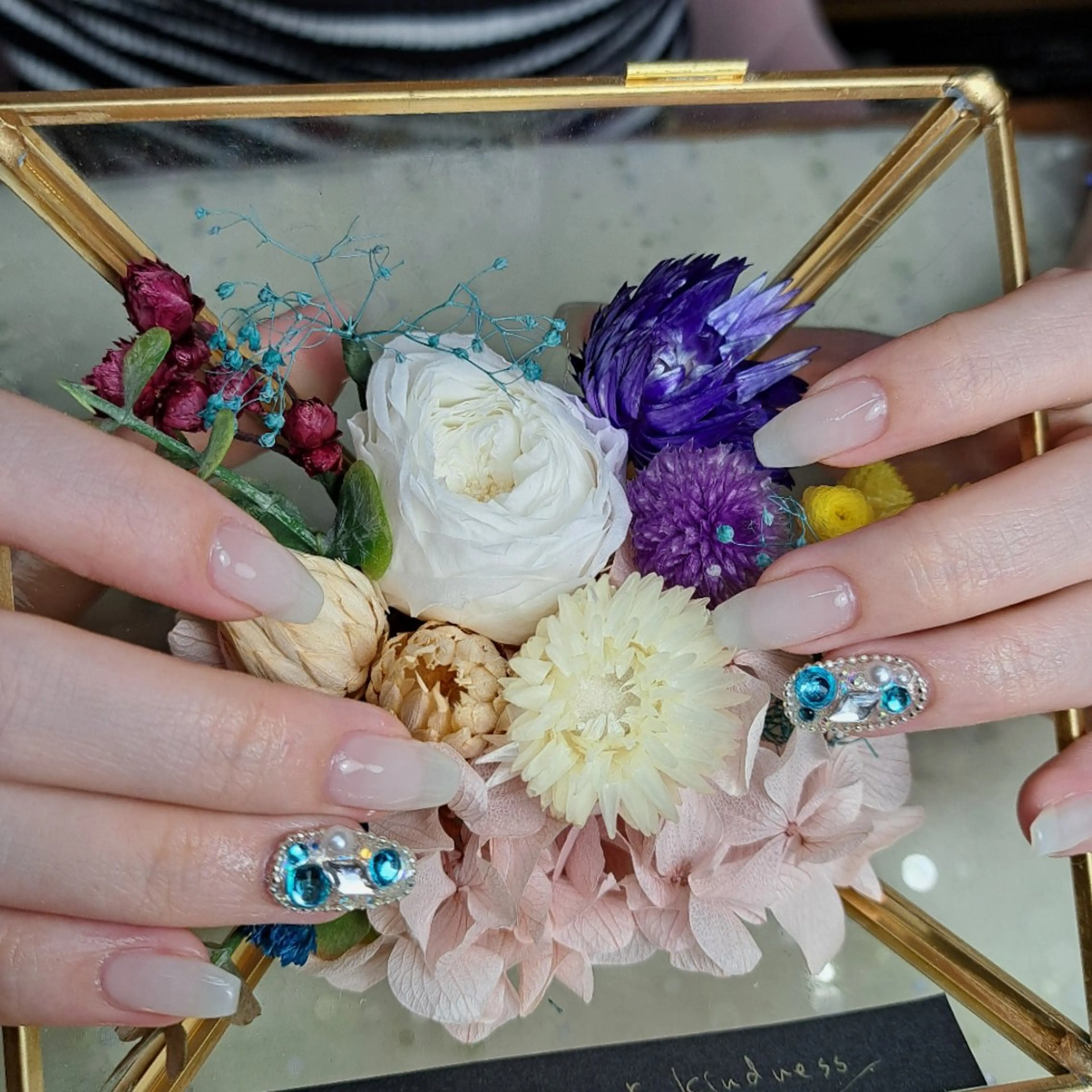 ネイル HAYASHI  Nのネイルデザイン