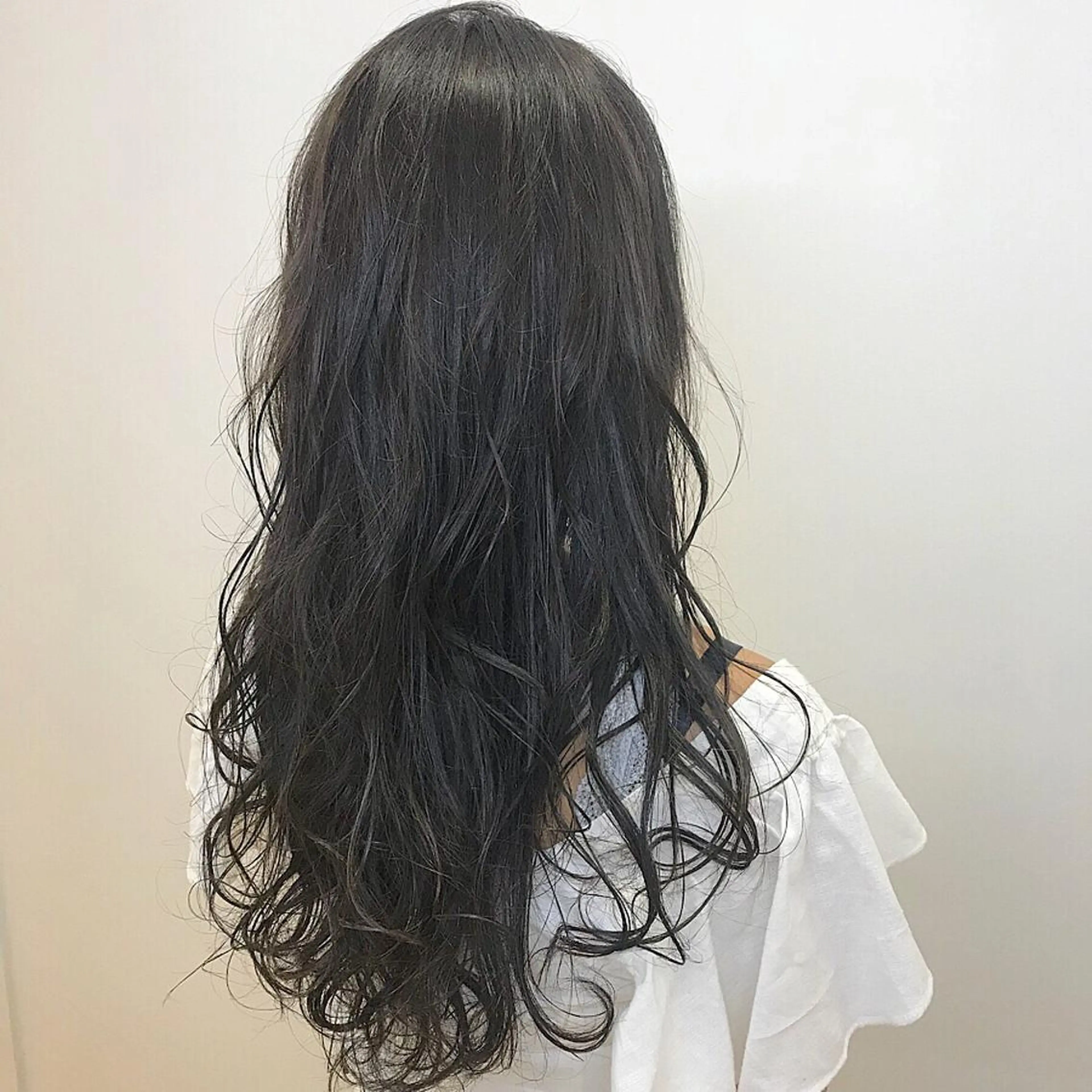 ロング カラー riho/ブリーチ/ デザインカラー/辻堂のヘアスタイル