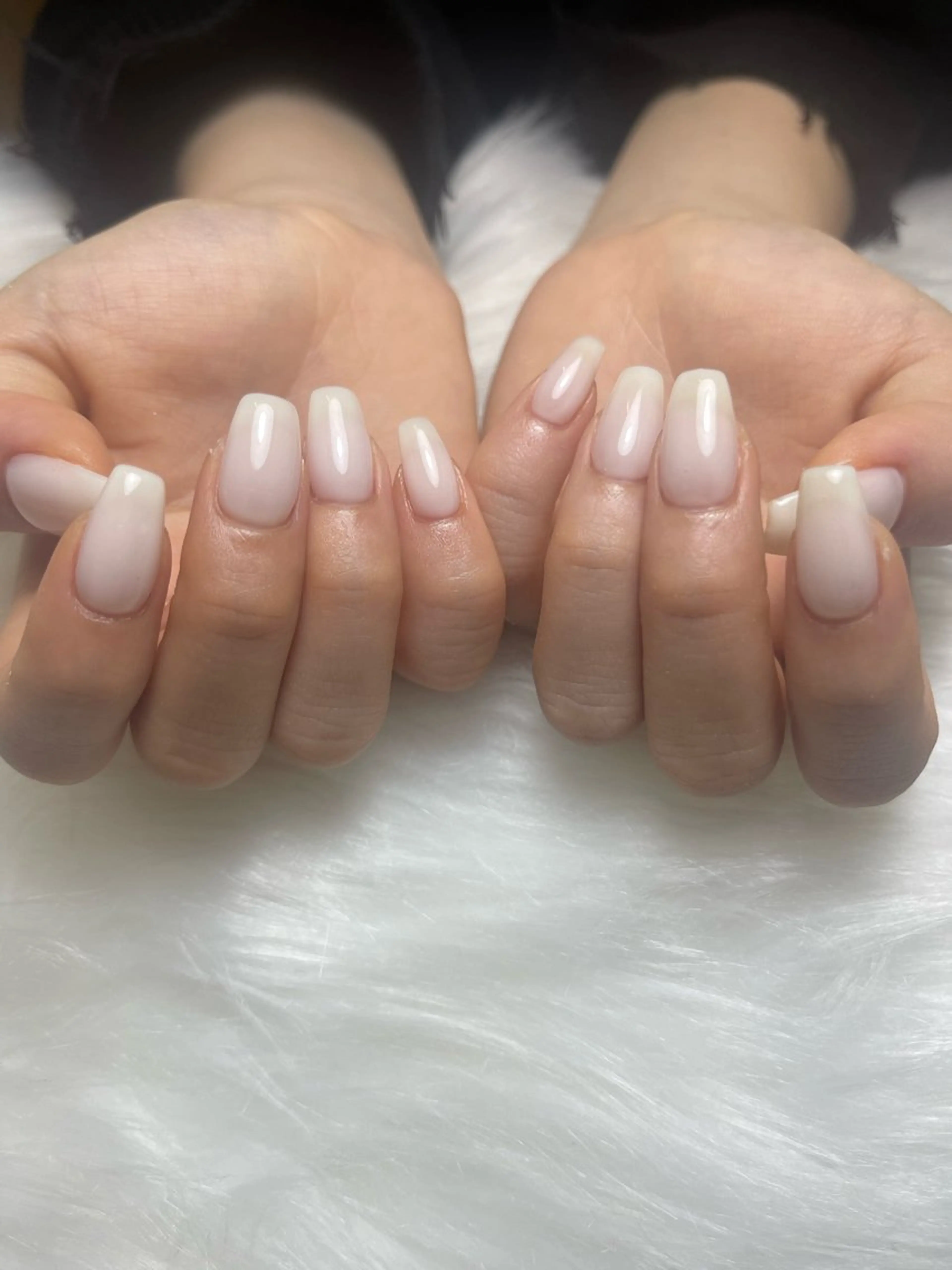 ネイル ワンカラーネイル フットネイル 🧁fein. nana🩵のネイルデザイン