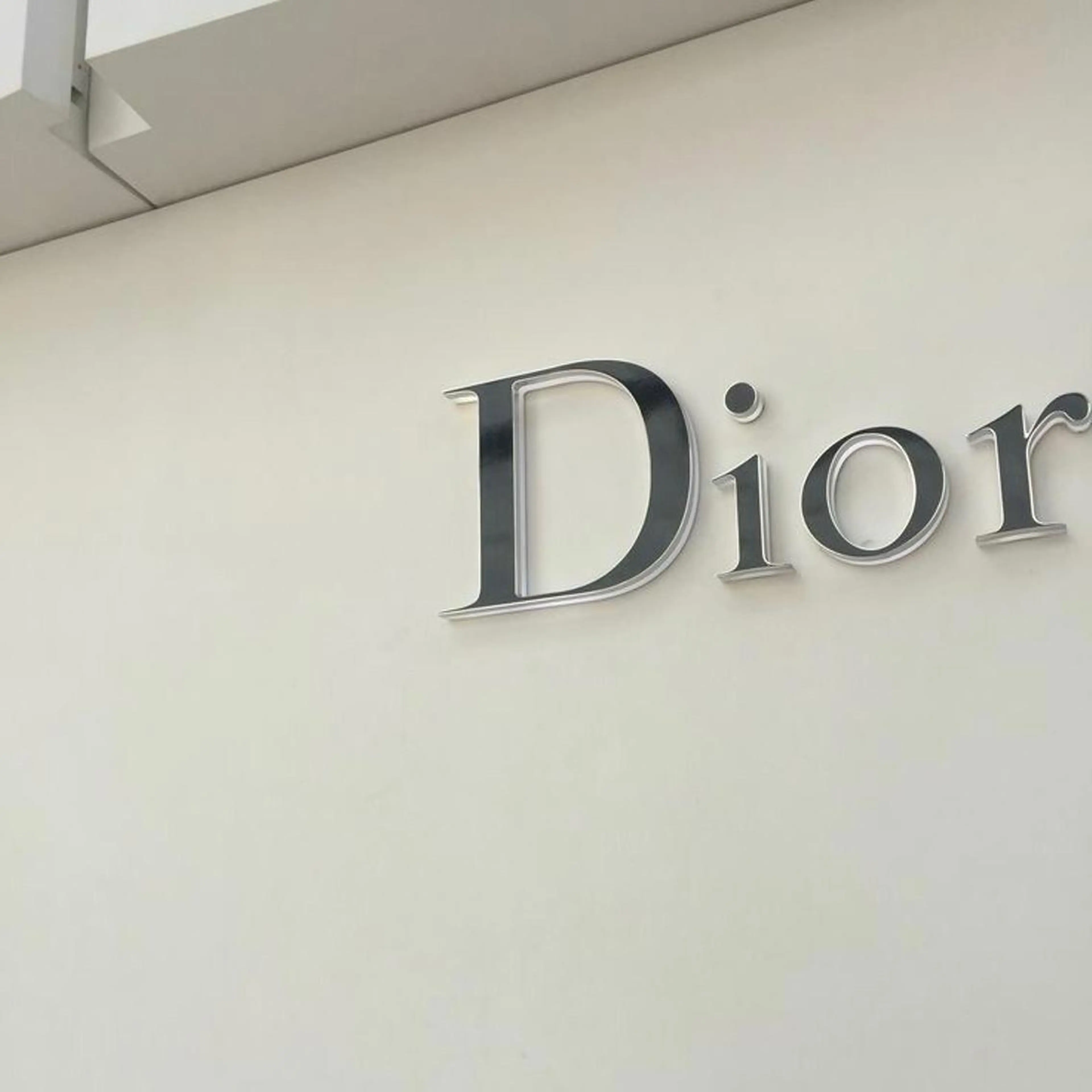 IwAsh  大和駅店所属・shiho .のヘアスタイル