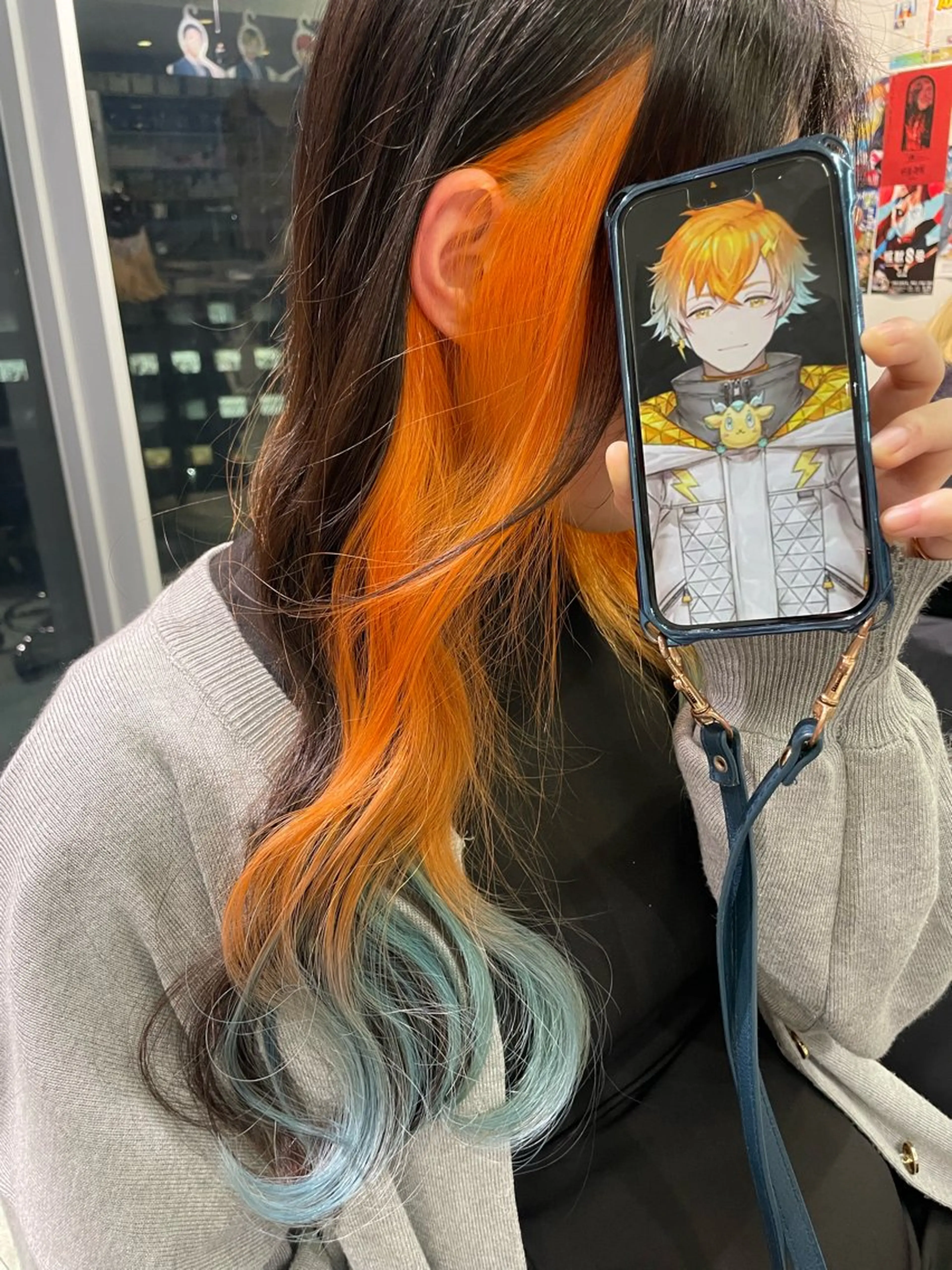 ロング カラー グラデーションカラー インナーカラー オレンジ ヘアカラー トリートメント インナーカラー/推し ウルフ/アニメカラーのヘアスタイル