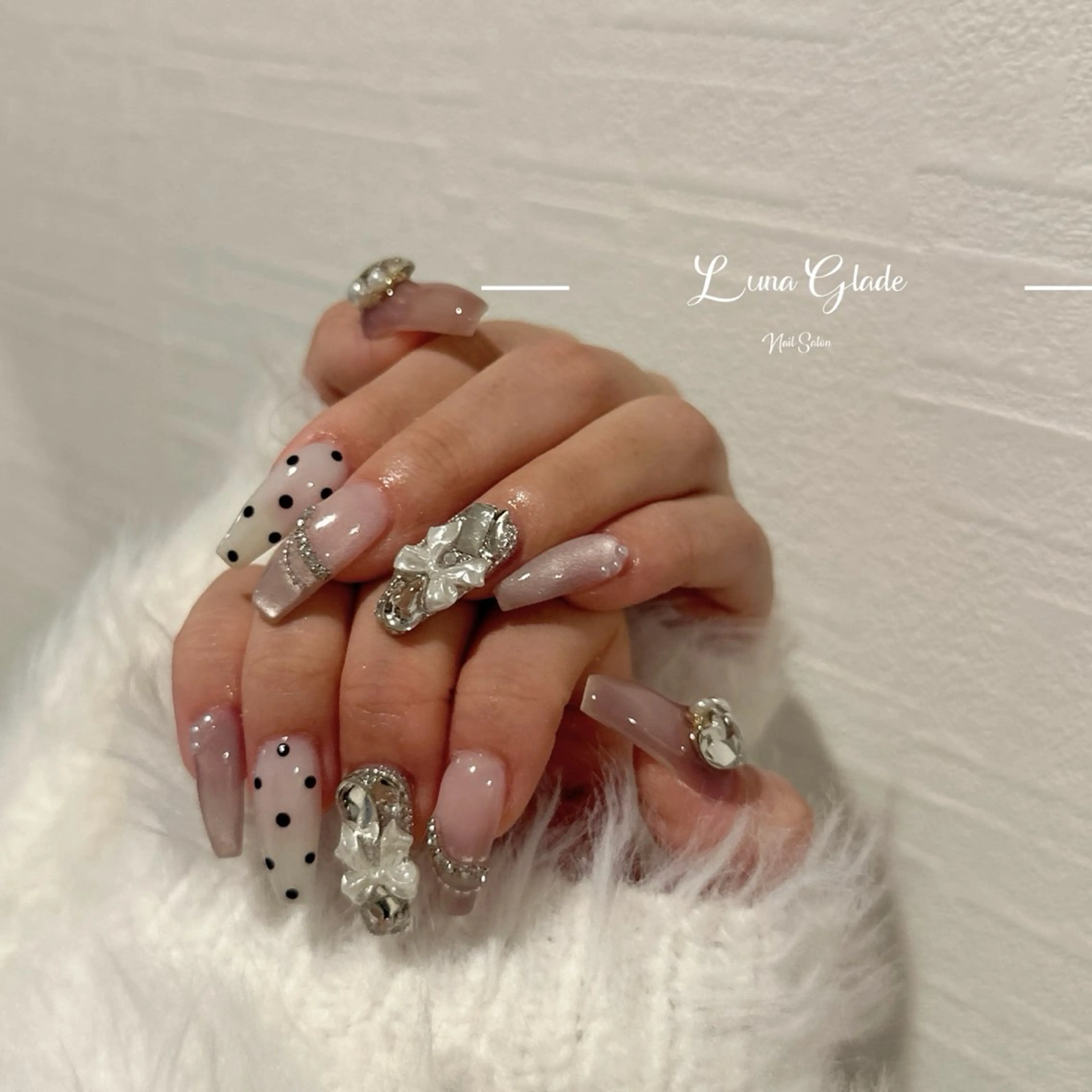 ネイル ハンドネイル Luna Glade Nail Salon所属・Luna Gladeのネイルデザイン