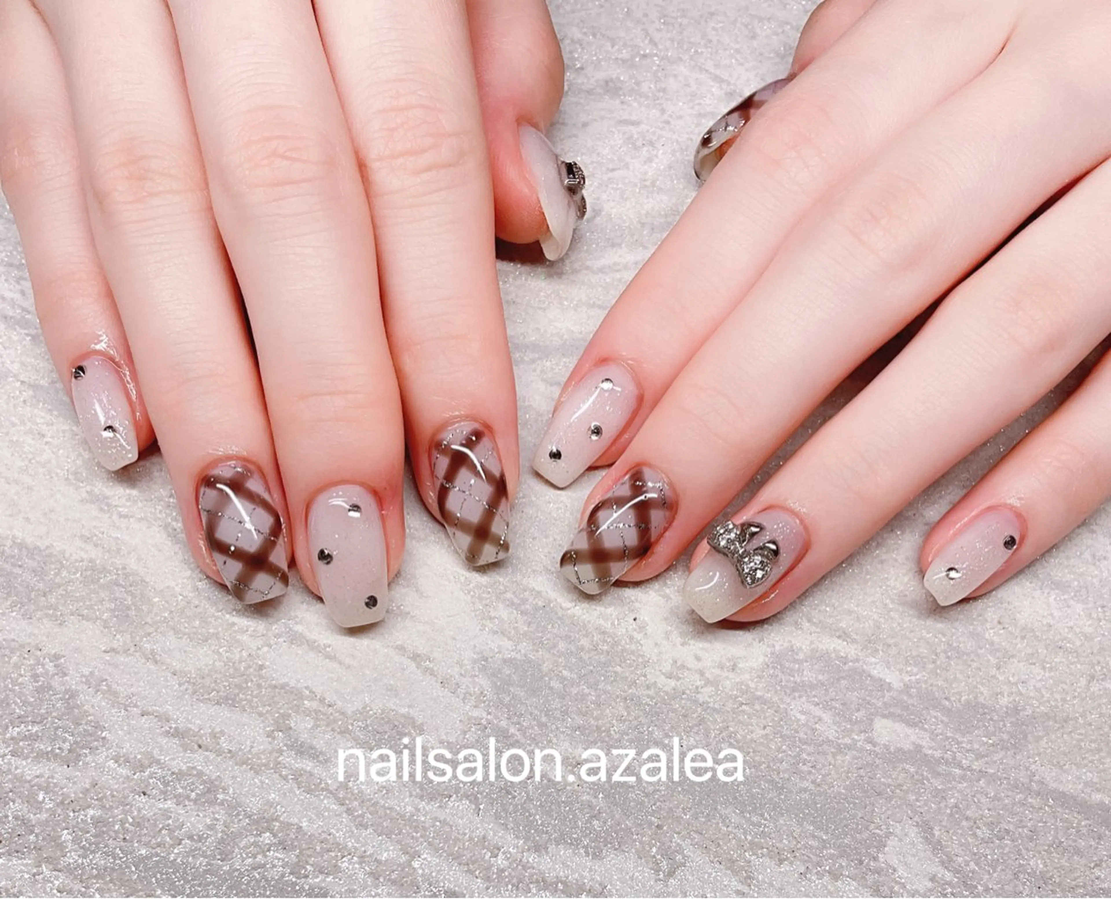 ネイル リボン ハンドネイル R inのネイルデザイン