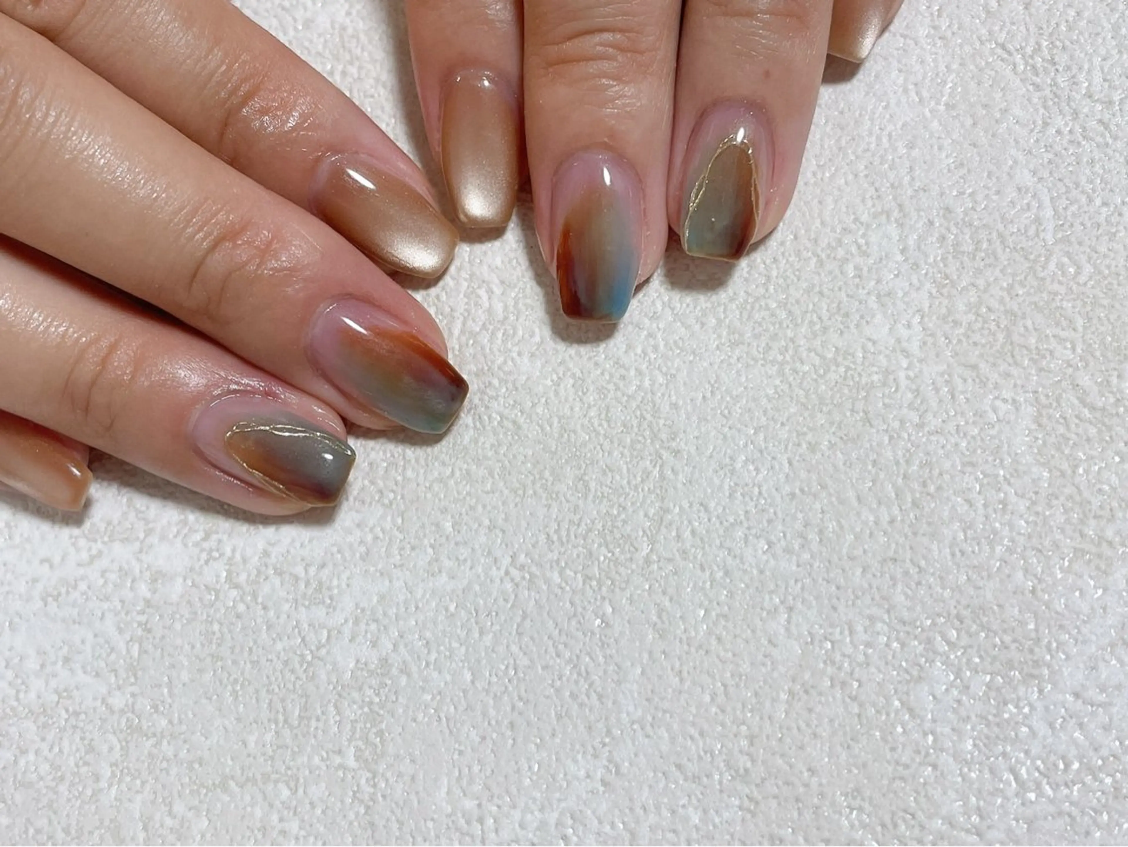 ネイル オーロラネイル ブルー フットネイル フレンチネイル ジェルネイル ハンドネイル kiki nail たまプラーザのネイルデザイン